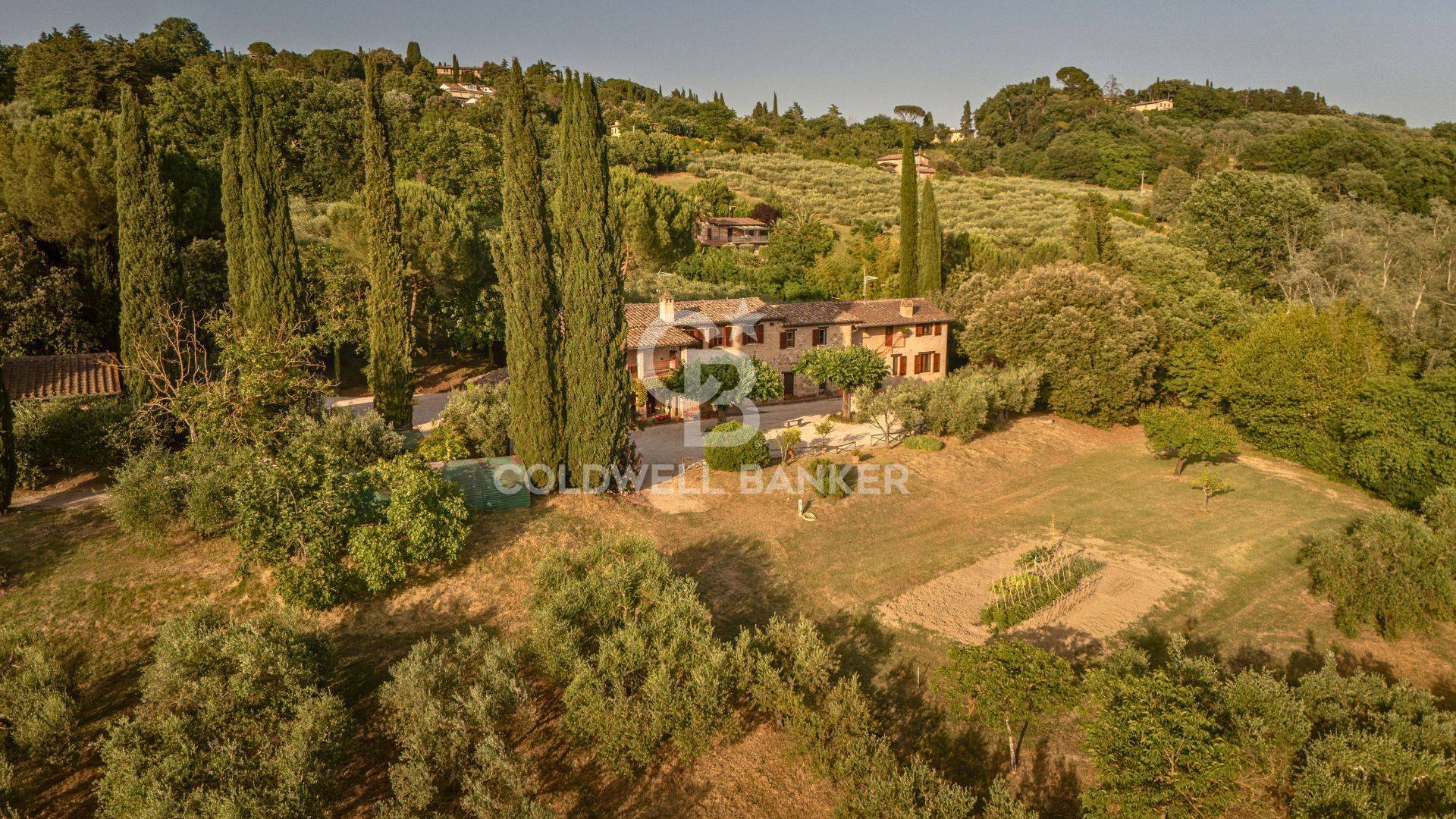 Perugia, Perugia, 06100, IT, 6 Bedrooms Bedrooms, ,3 BathroomsBathrooms,Residential,For Sale,1883691