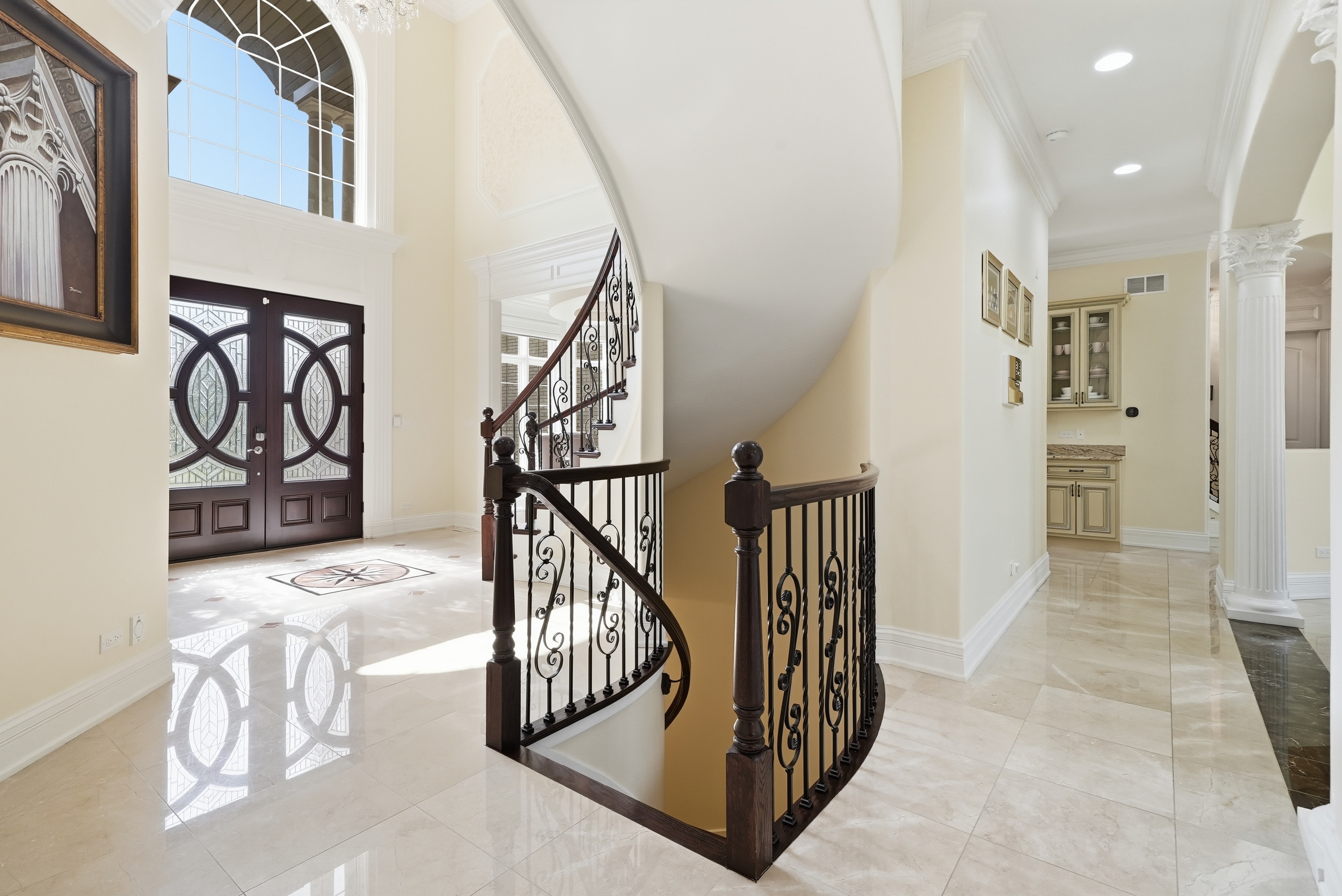  Perfectly Positioned in the Prestigious Golfview Hills Community of Hinsdale - 物件實景