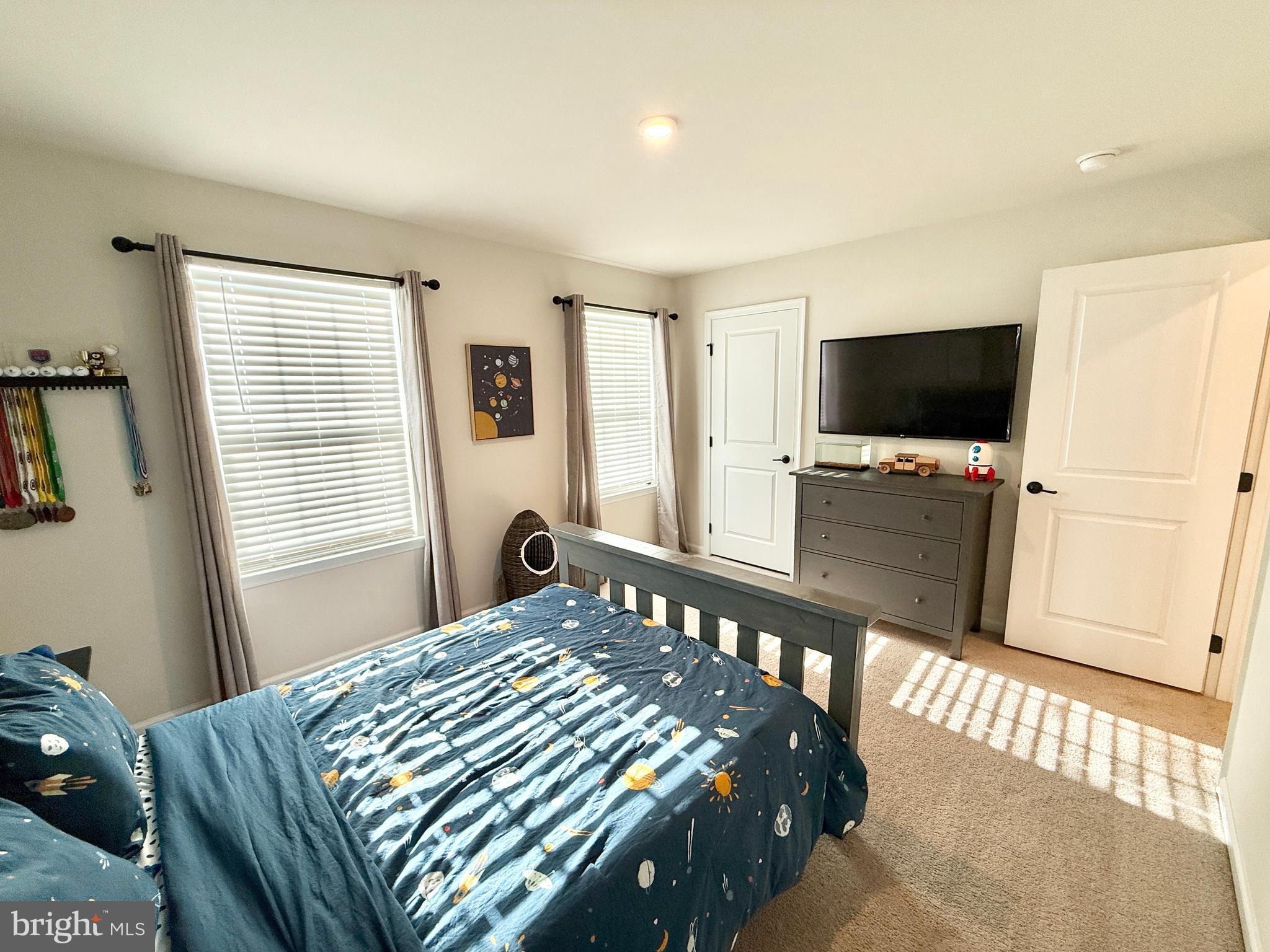 Stafford, Virginia, 22554, United States, 5 Bedrooms Bedrooms, ,4 BathroomsBathrooms,Residential,For Sale,2009953