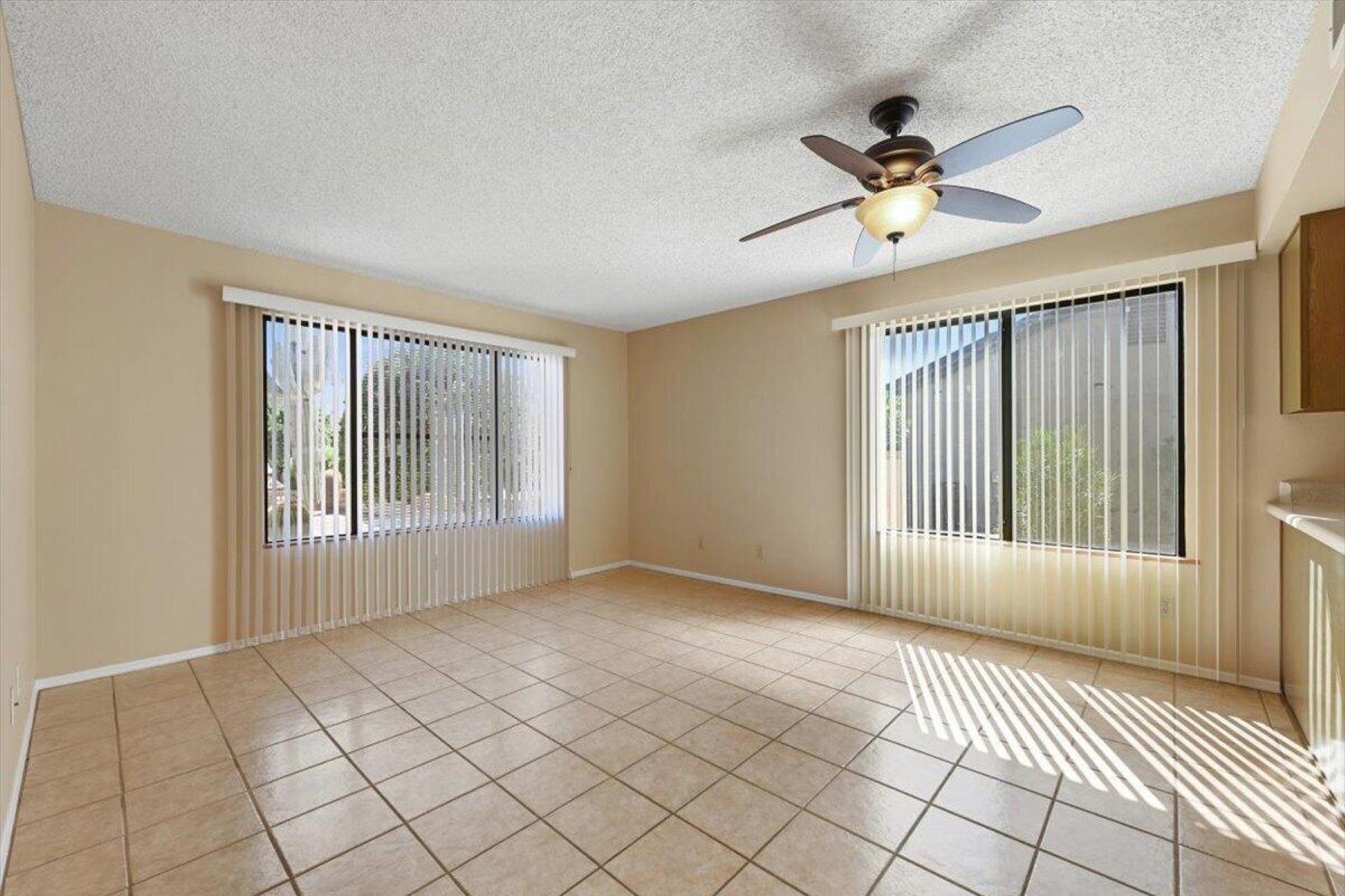  815 S 78th Street  Mesa, AZ - 物件實景