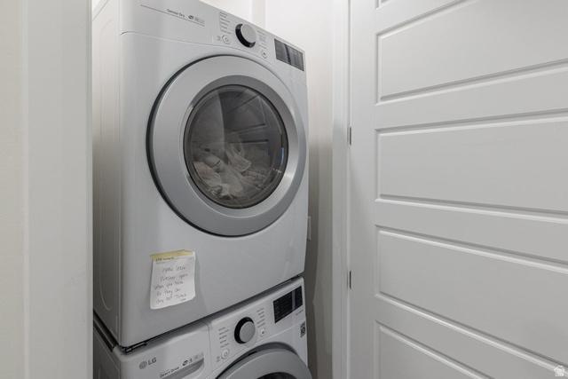 St. George, Utah, 84770, United States, 3 Bedrooms Bedrooms, ,5 BathroomsBathrooms,Residential,For Sale,1975580