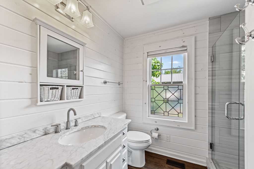 Blue Ridge, Georgia, 30513, United States, 3 Bedrooms Bedrooms, ,2 BathroomsBathrooms,Residential,For Sale,1878100