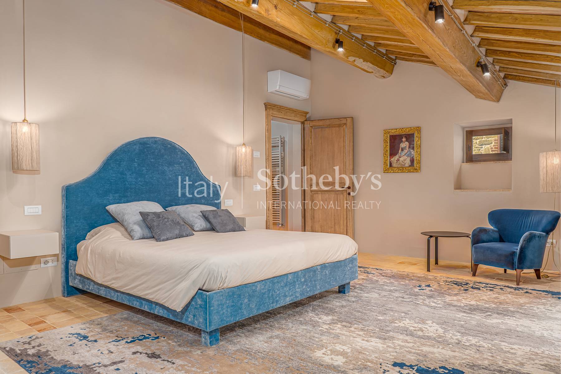 Meticulously Restored Historic Residence with Swimming Pool - 物件實景