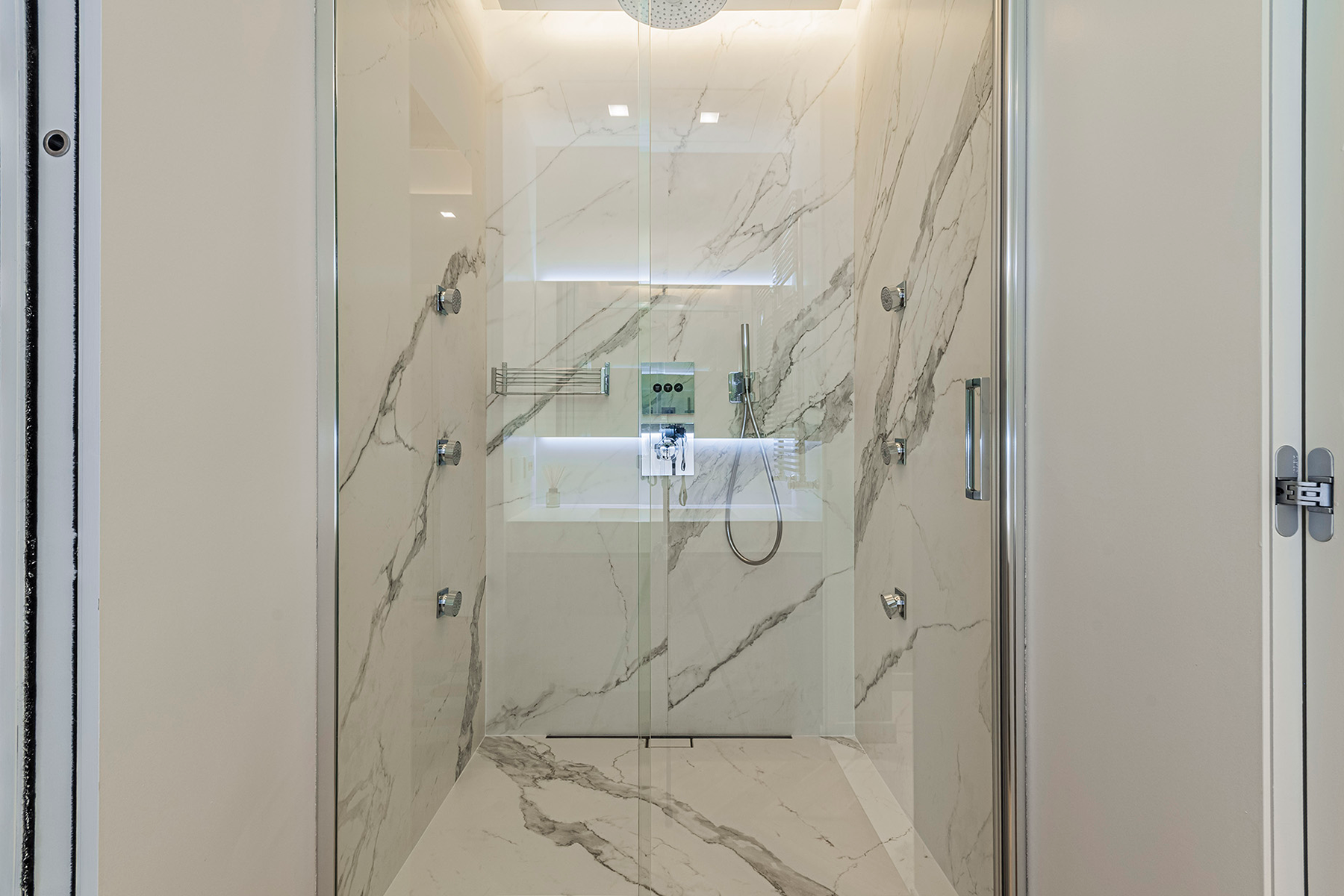  Extraordinary apartment in the heart of the Eixample district - 物件實景