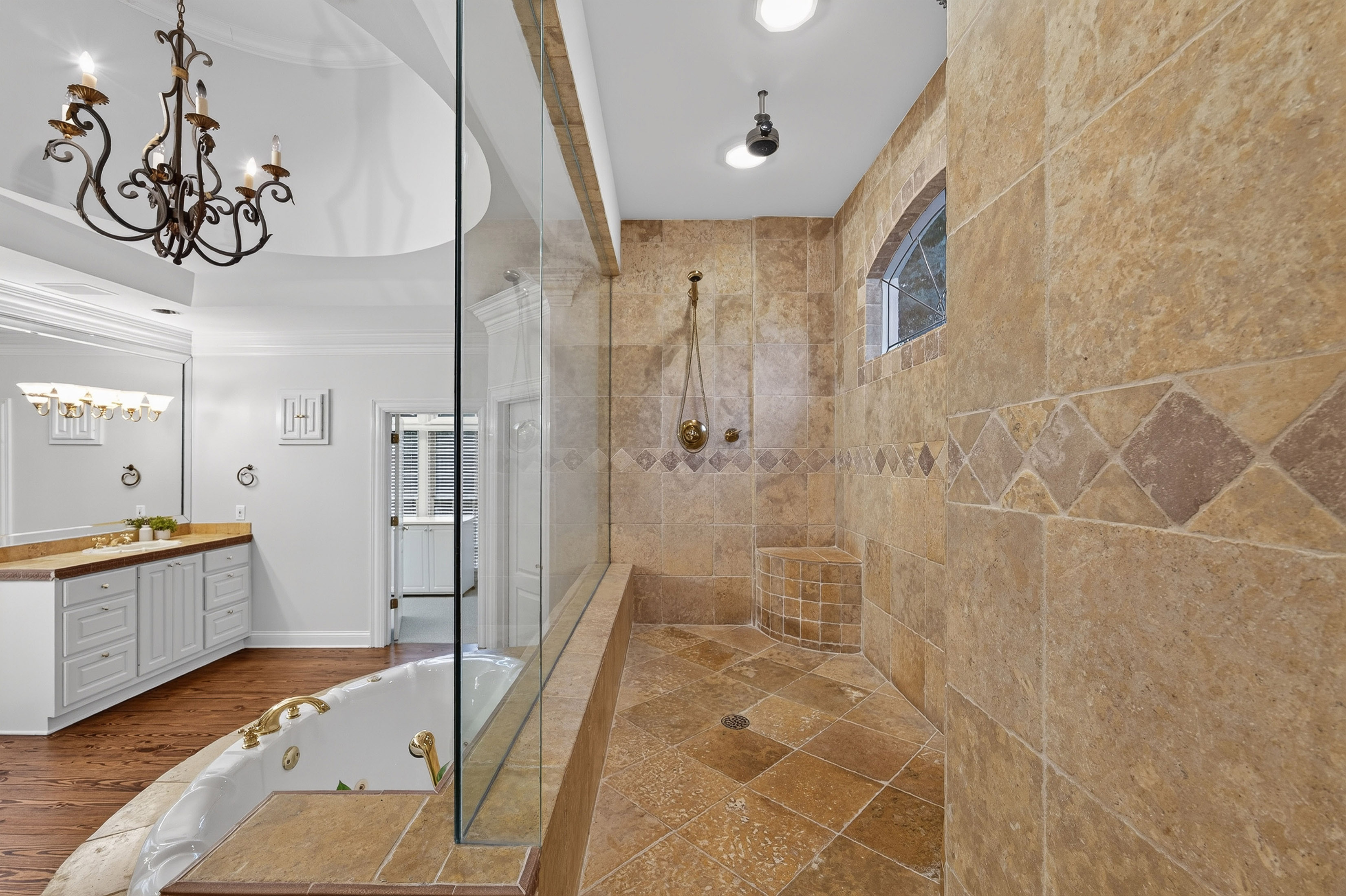  Exceptional Seven Bedroom Estate on Private Cul-de-sac - 物件實景