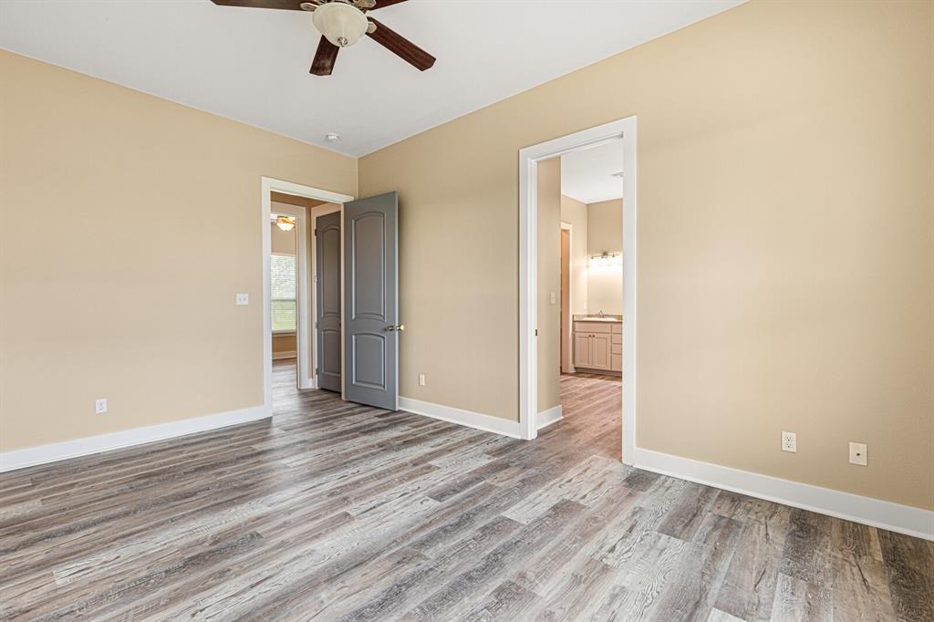 Holland, Texas, 76534, United States, 6 Bedrooms Bedrooms, ,6 BathroomsBathrooms,Residential,For Sale,1986068