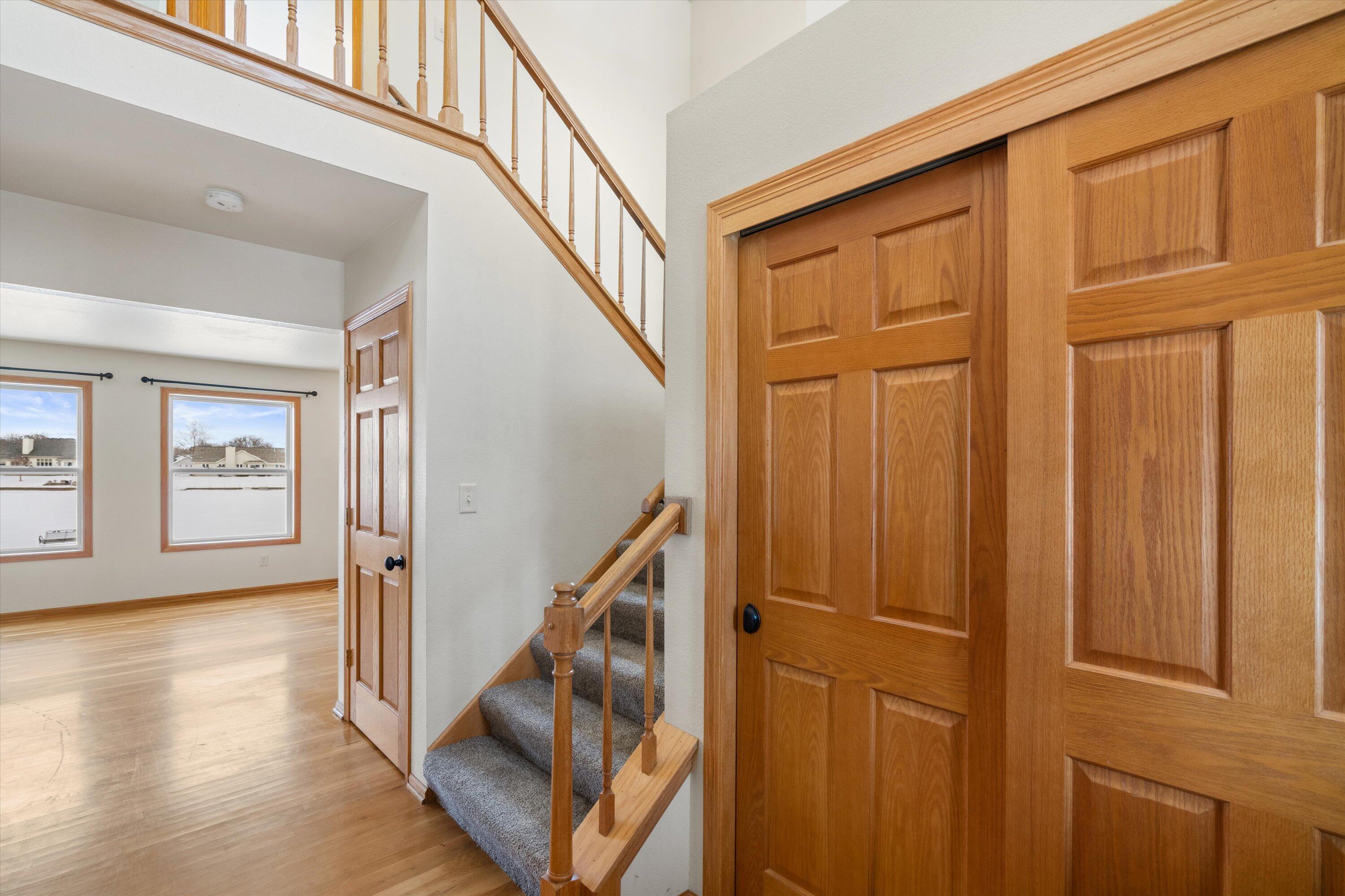 Oak Creek, Wisconsin, 53154, United States, 4 Bedrooms Bedrooms, ,4 BathroomsBathrooms,Residential,For Sale,2007520