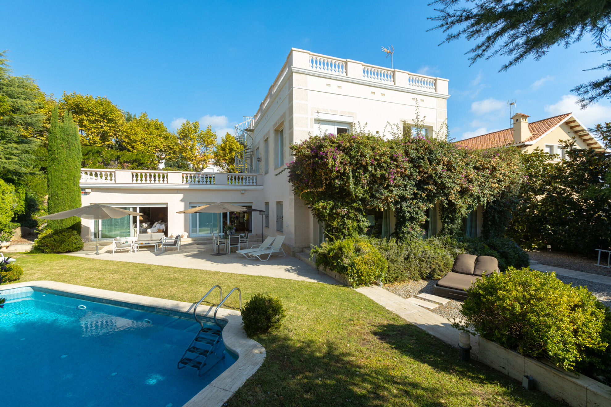  Elegant house, with pool, in the center of El Masnou - 物件實景