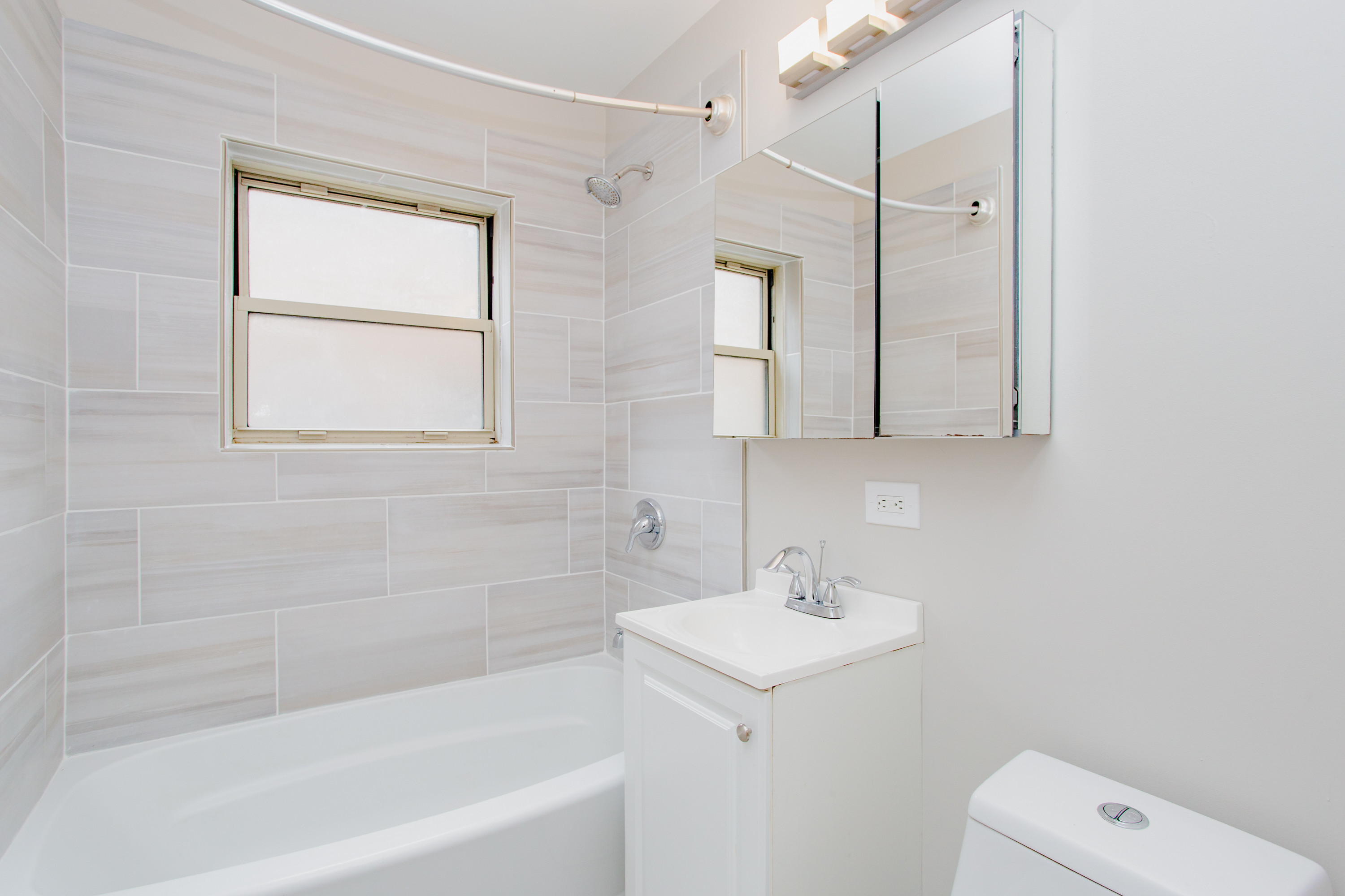  Great, Freshly Updated, Move-in ready Condo in the Heart of Rogers Park - 物件實景