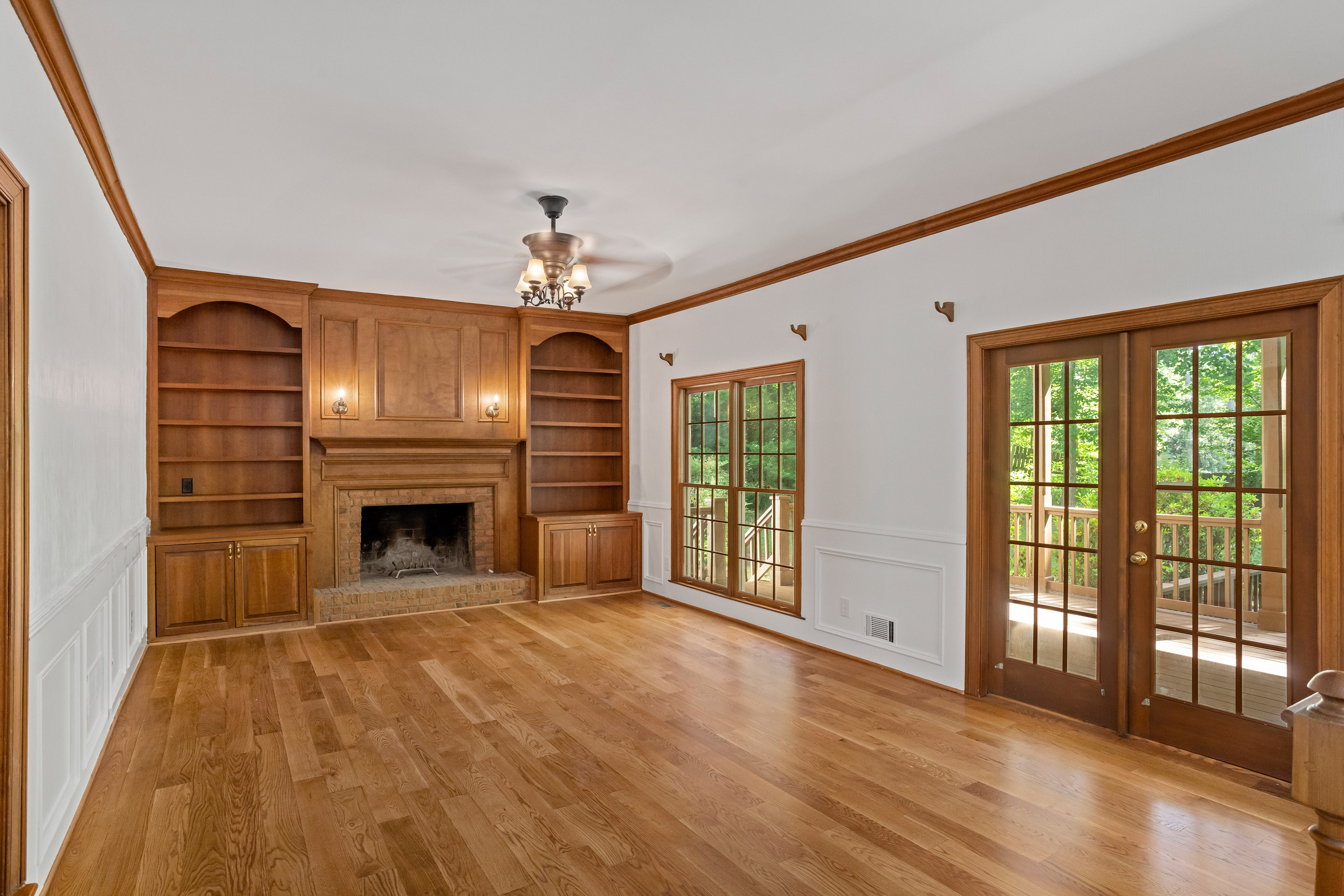  Custom-Built Brick Home with Saltwater Pool in Conyers - 物件實景