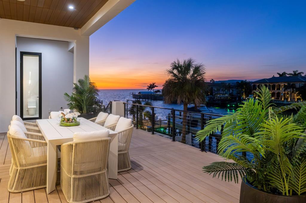 Tampa, Florida, 33629, United States, 4 Bedrooms Bedrooms, ,6 BathroomsBathrooms,Residential,For Sale,1932430