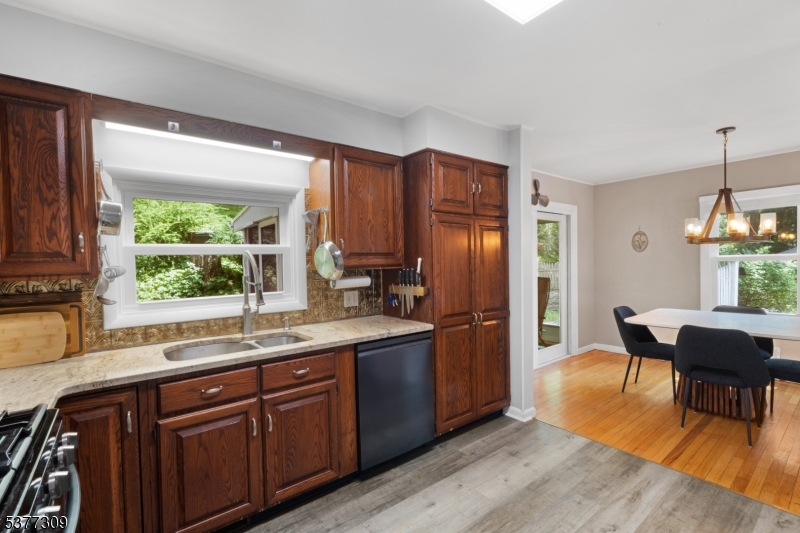 Sparta Twp., New Jersey, 07871, United States, 3 Bedrooms Bedrooms, ,2 BathroomsBathrooms,Residential,For Sale,1910998