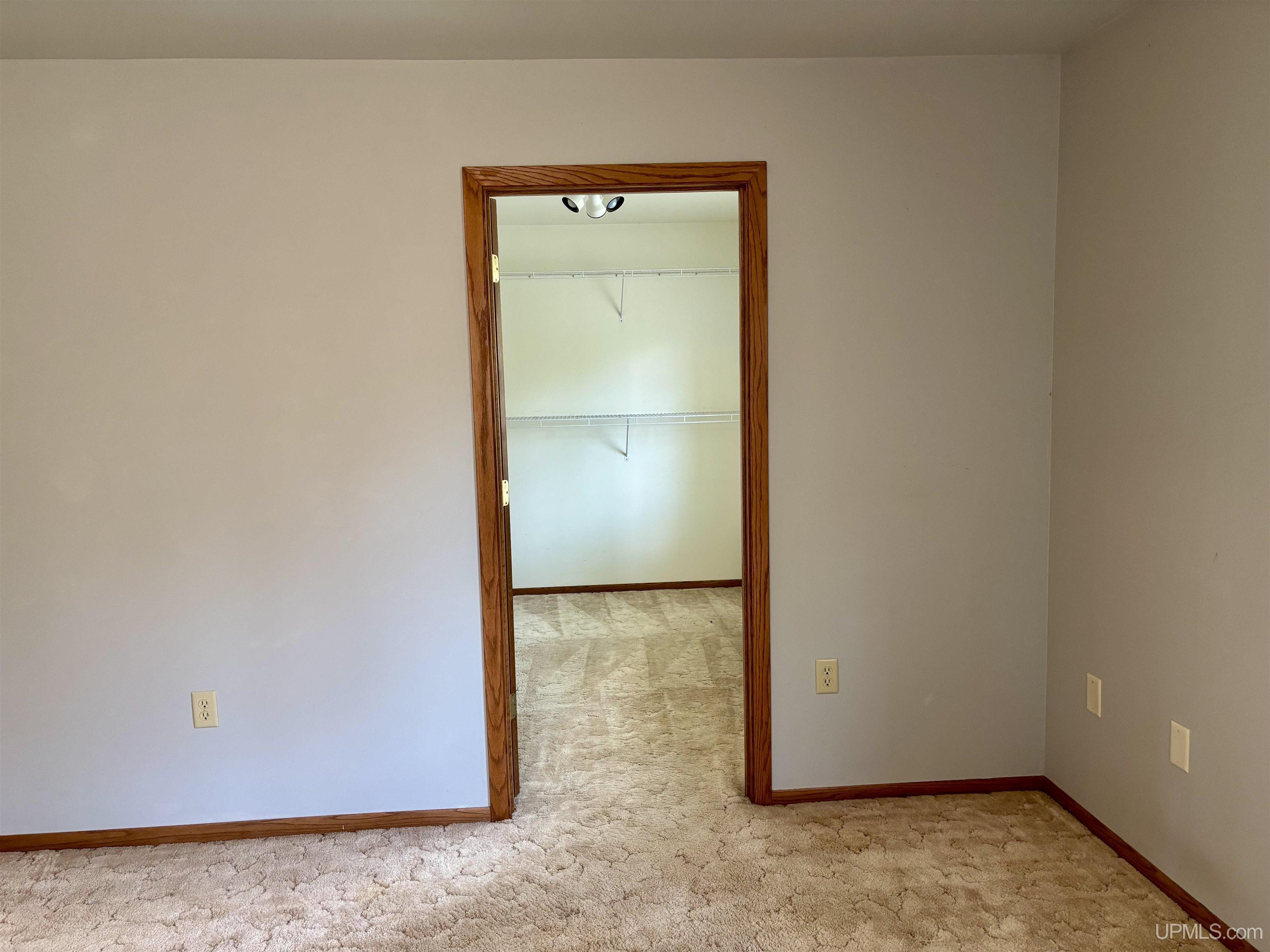 Marquette, Michigan, 49855, United States, 4 Bedrooms Bedrooms, ,3 BathroomsBathrooms,Residential,For Sale,1849824
