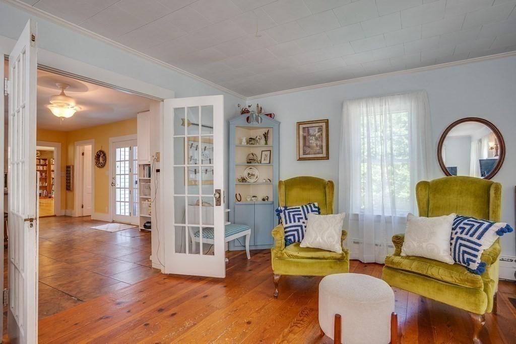Boylston, Massachusetts, 01505, United States, 5 Bedrooms Bedrooms, ,3 BathroomsBathrooms,Residential,For Sale,1887512
