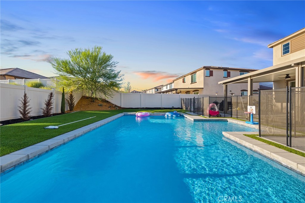 Menifee, California, 92584, United States, 4 Bedrooms Bedrooms, ,3 BathroomsBathrooms,Residential,For Sale,1942234