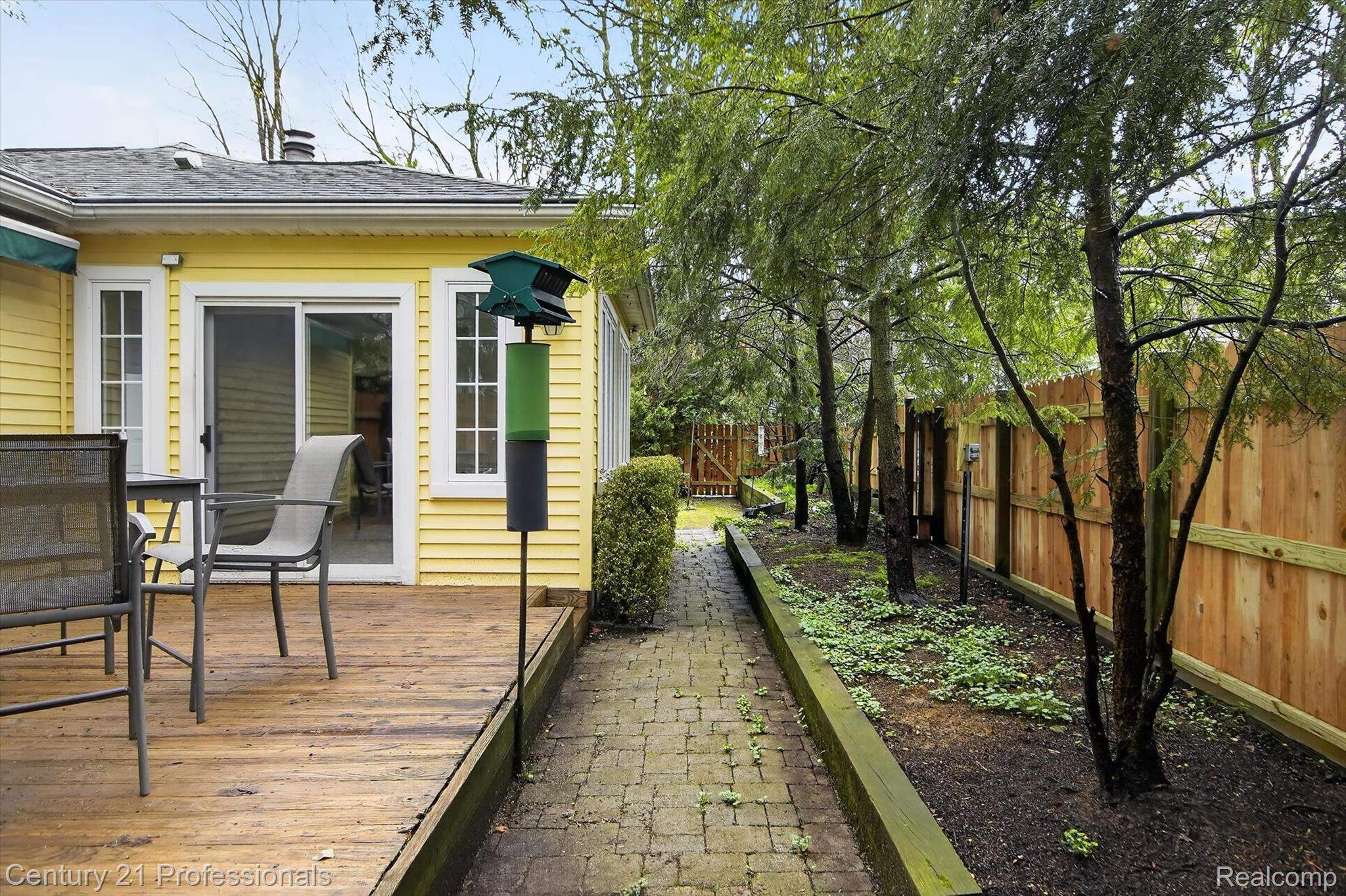 AnnArbor, Michigan, 48103, United States, 3 Bedrooms Bedrooms, ,2 BathroomsBathrooms,Residential,For Sale,2038330