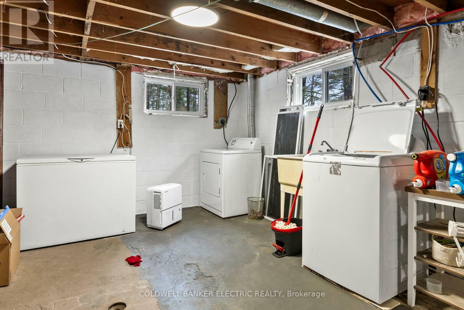 NORTH KAWARTHA, Ontario, K0L 1A0, CA, 3 Bedrooms Bedrooms, ,1 BathroomBathrooms,Residential,For Sale,1882801