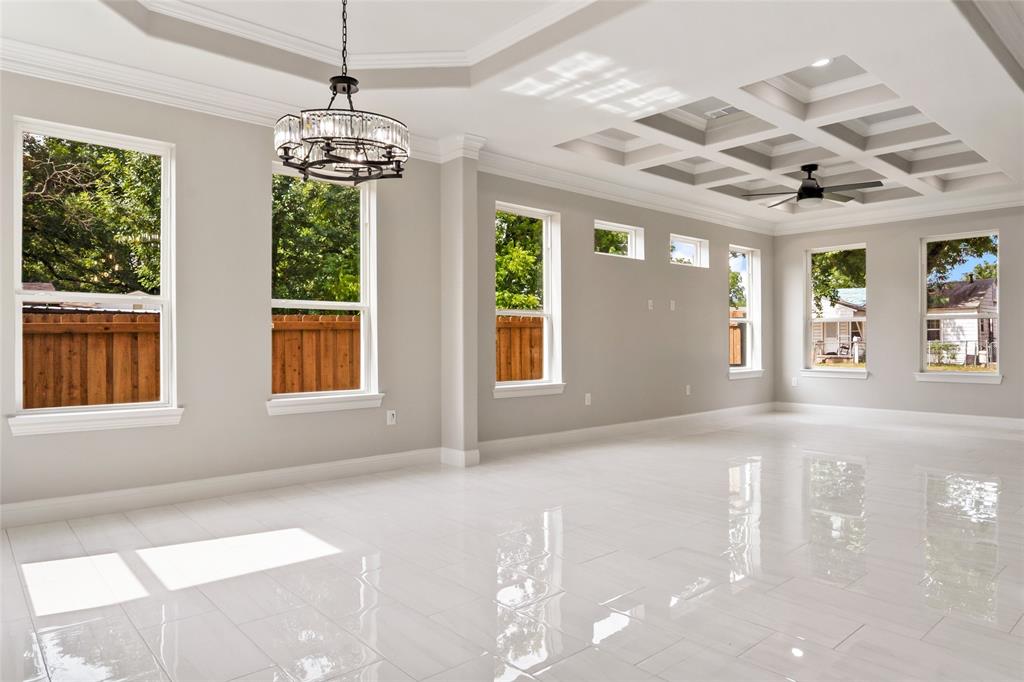 Dallas, Texas, 75212, United States, 4 Bedrooms Bedrooms, ,4 BathroomsBathrooms,Residential,For Sale,1978333