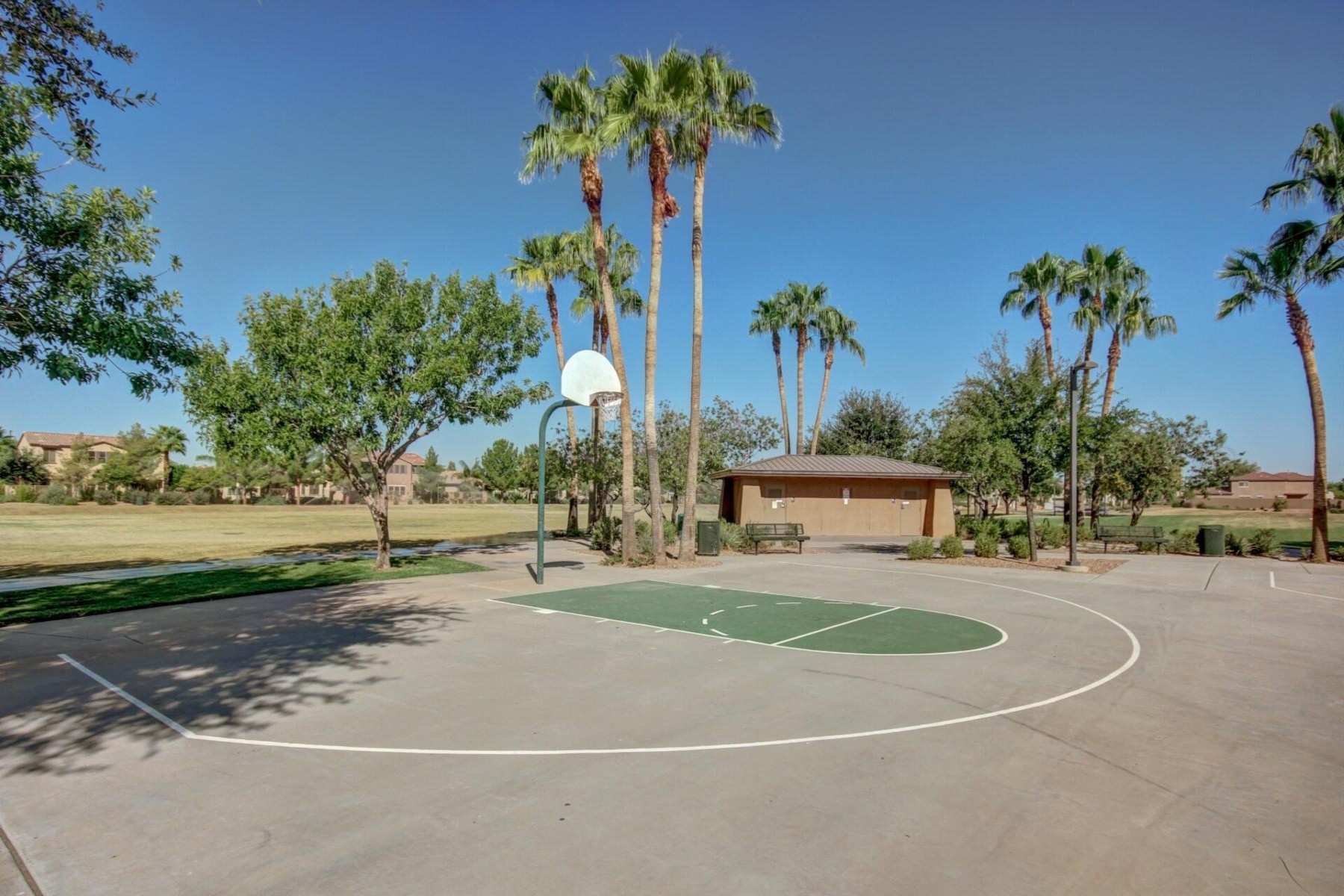  1271 E Canyon Creek Drive  Gilbert, AZ - 物件實景