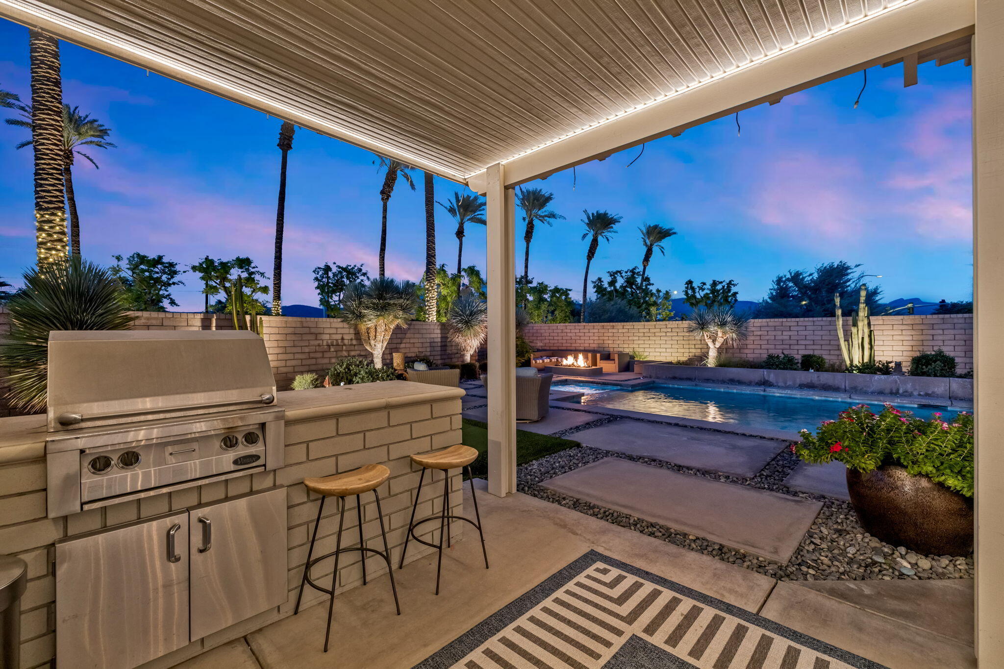 La Quinta, California, 92253, United States, 5 Bedrooms Bedrooms, ,3 BathroomsBathrooms,Residential,For Sale,1998389