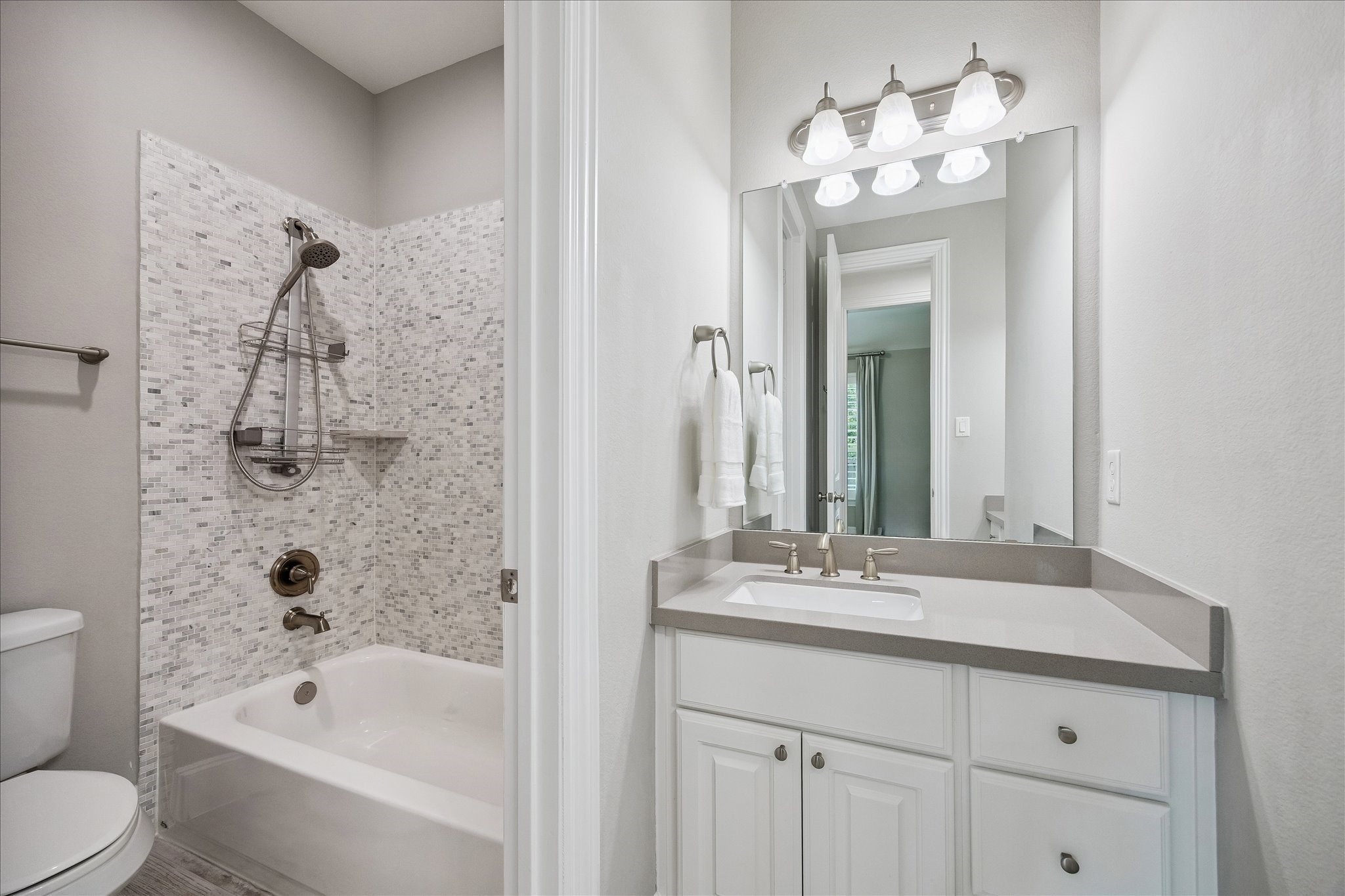  2807 Mayfield Ridge Lane - 物件實景