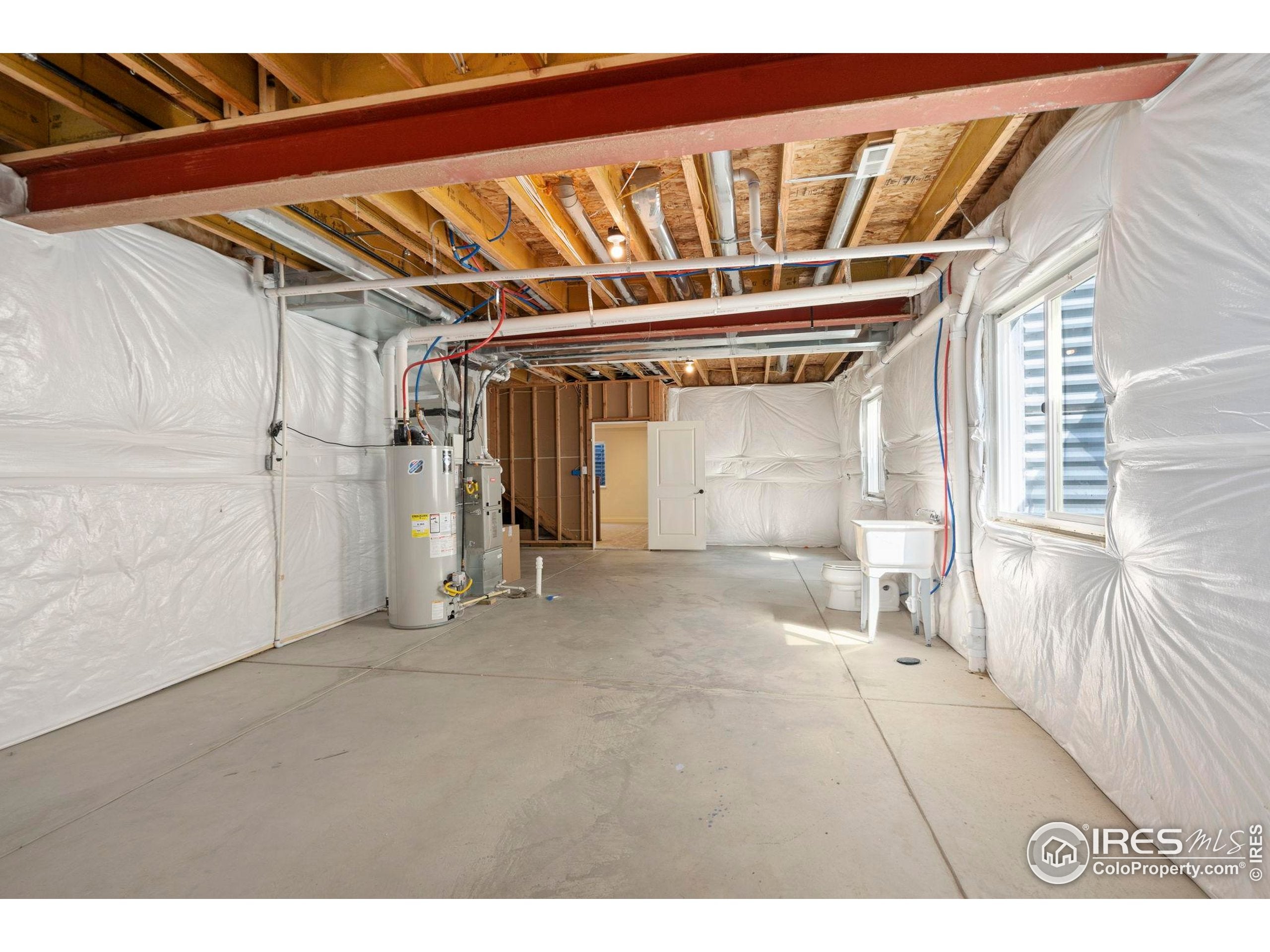 Fort Collins, Colorado, 80528, United States, 4 Bedrooms Bedrooms, ,2 BathroomsBathrooms,Residential,For Sale,1940904