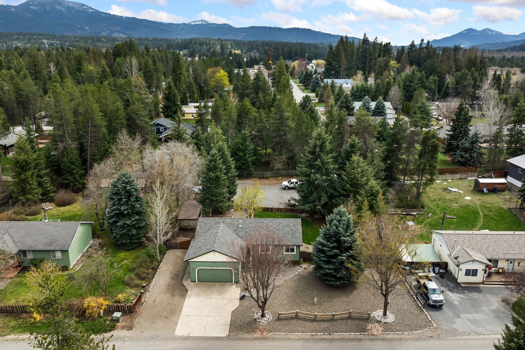  Sagle Multi-Generational - 物件實景