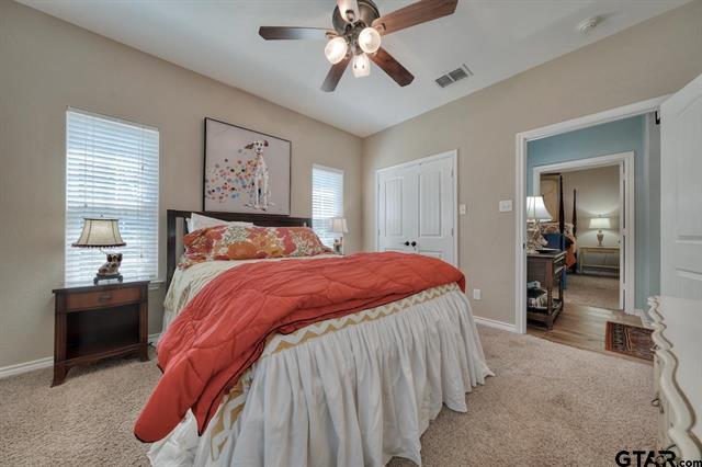 Lindale, Texas, 75771, United States, 3 Bedrooms Bedrooms, ,2 BathroomsBathrooms,Residential,For Sale,1977998