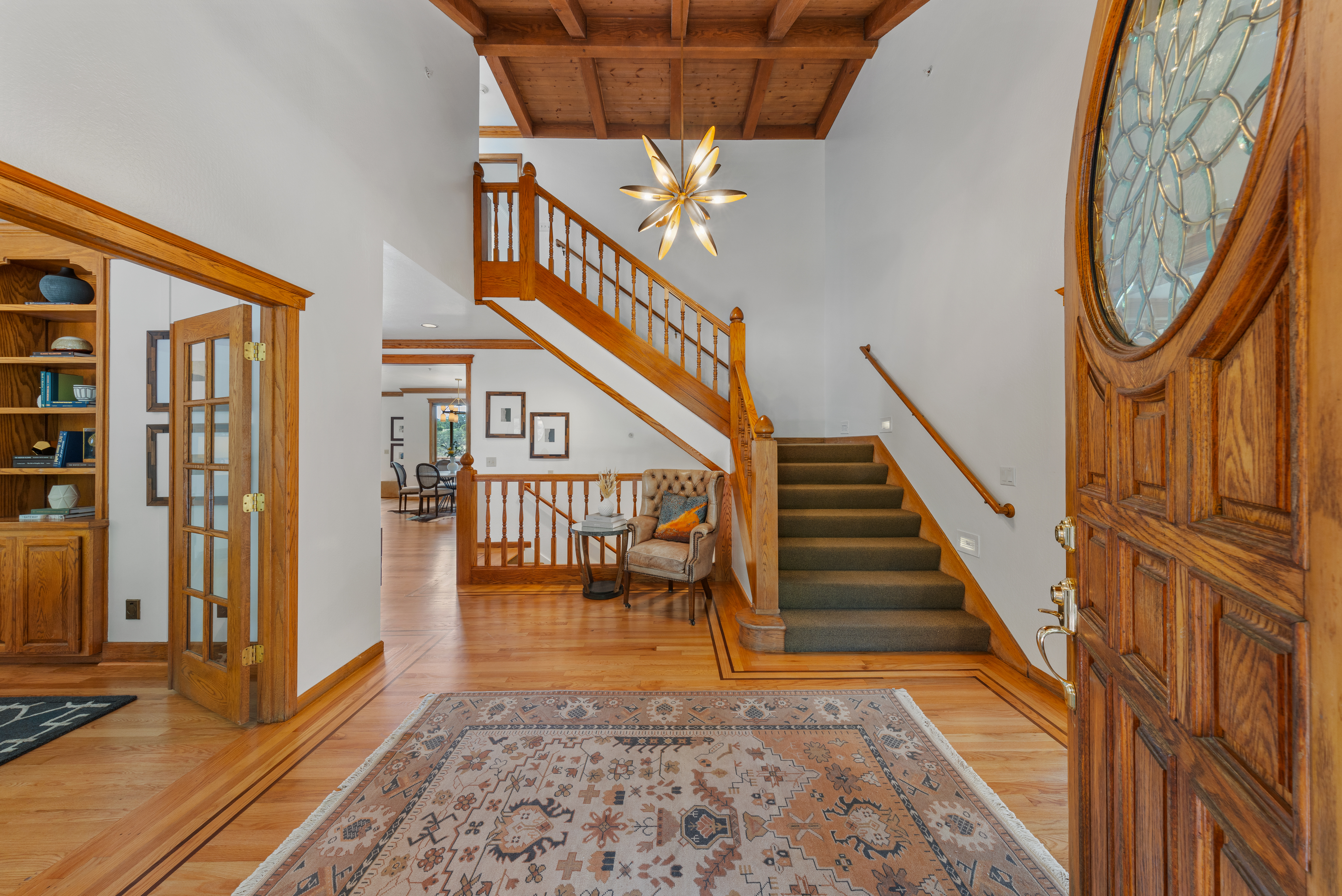 Grand Estate in Novato’s Prestigious Gated Lockton Lane - 物件實景