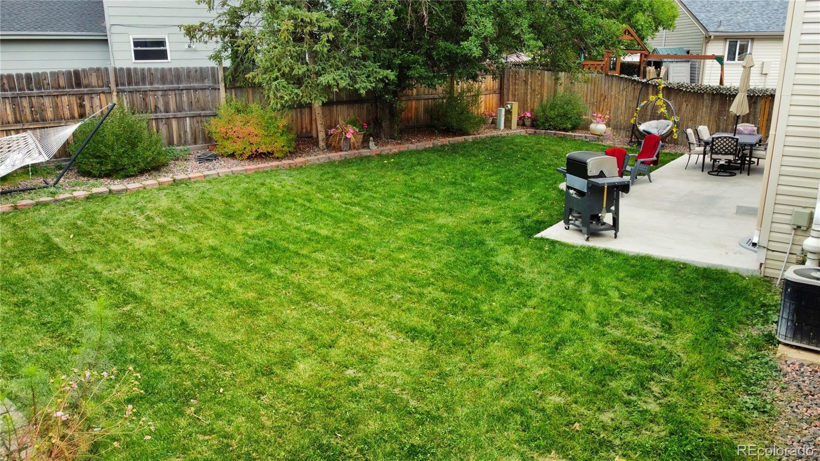 Centennial, Colorado, 80015, United States, 4 Bedrooms Bedrooms, ,2 BathroomsBathrooms,Residential,For Sale,1988993