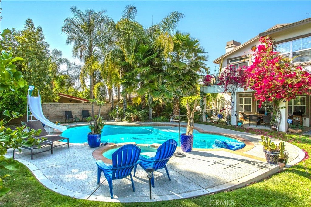 Redlands, California, 92373, United States, 5 Bedrooms Bedrooms, ,4 BathroomsBathrooms,Residential,For Sale,1983103