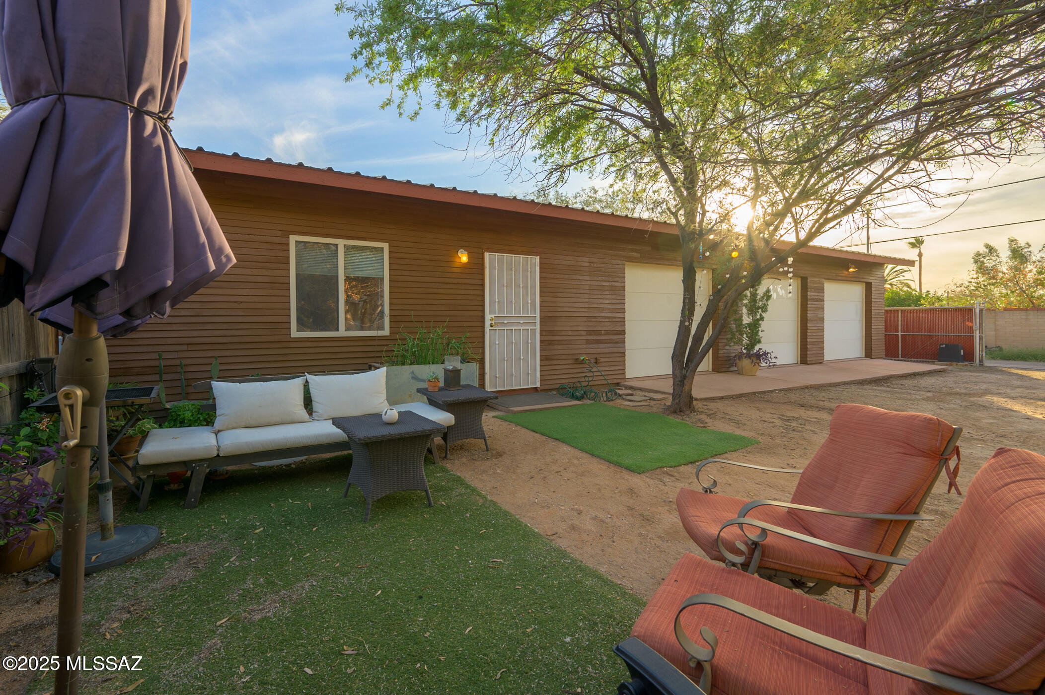 Tucson, Arizona, 85716, United States, 4 Bedrooms Bedrooms, ,4 BathroomsBathrooms,Residential,For Sale,1994782