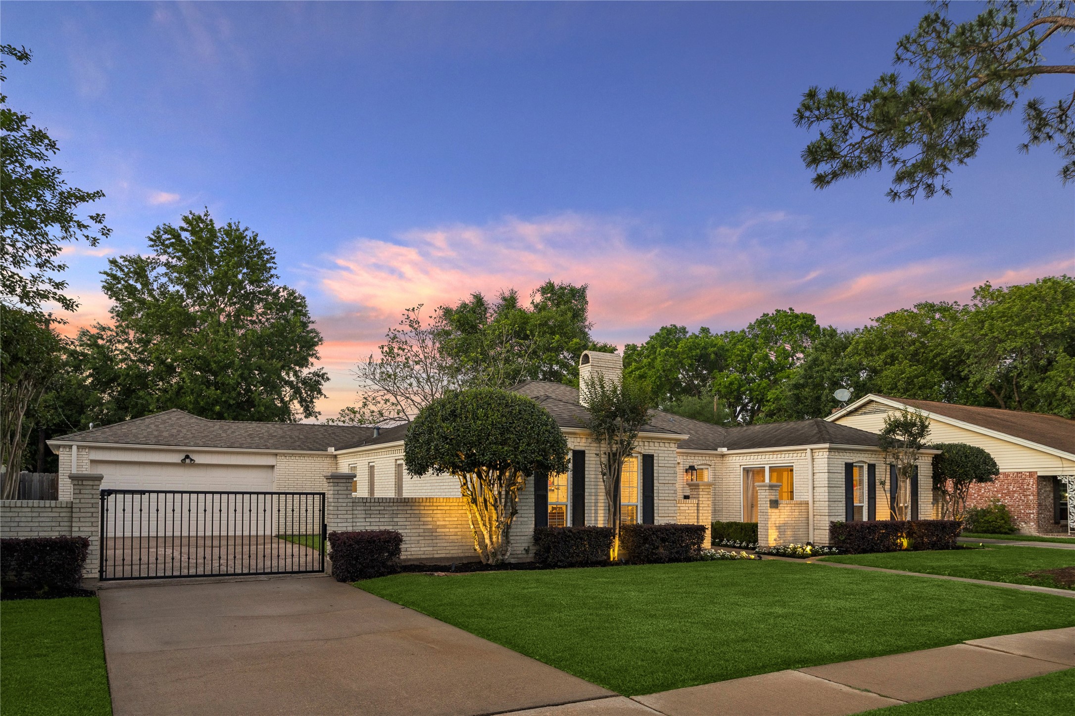  10702 Russett Drive - 物件實景