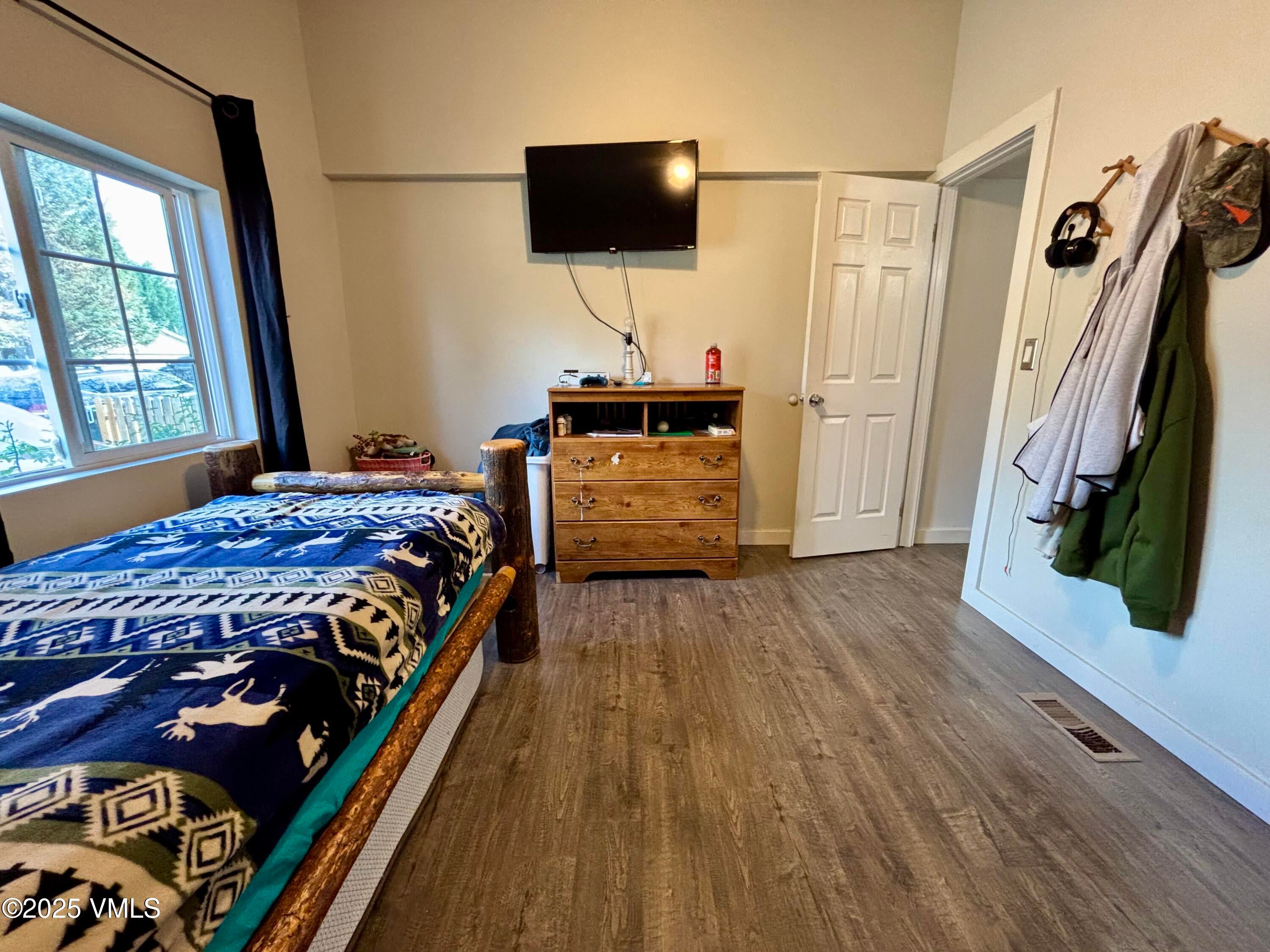 Gypsum, Colorado, 81637, United States, 3 Bedrooms Bedrooms, ,2 BathroomsBathrooms,Residential,For Sale,1986090