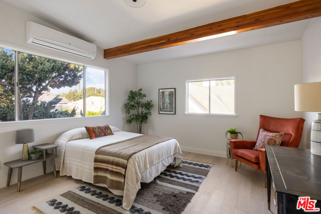 Los Angeles, California, 90041, United States, 3 Bedrooms Bedrooms, ,3 BathroomsBathrooms,Residential,For Sale,2001865