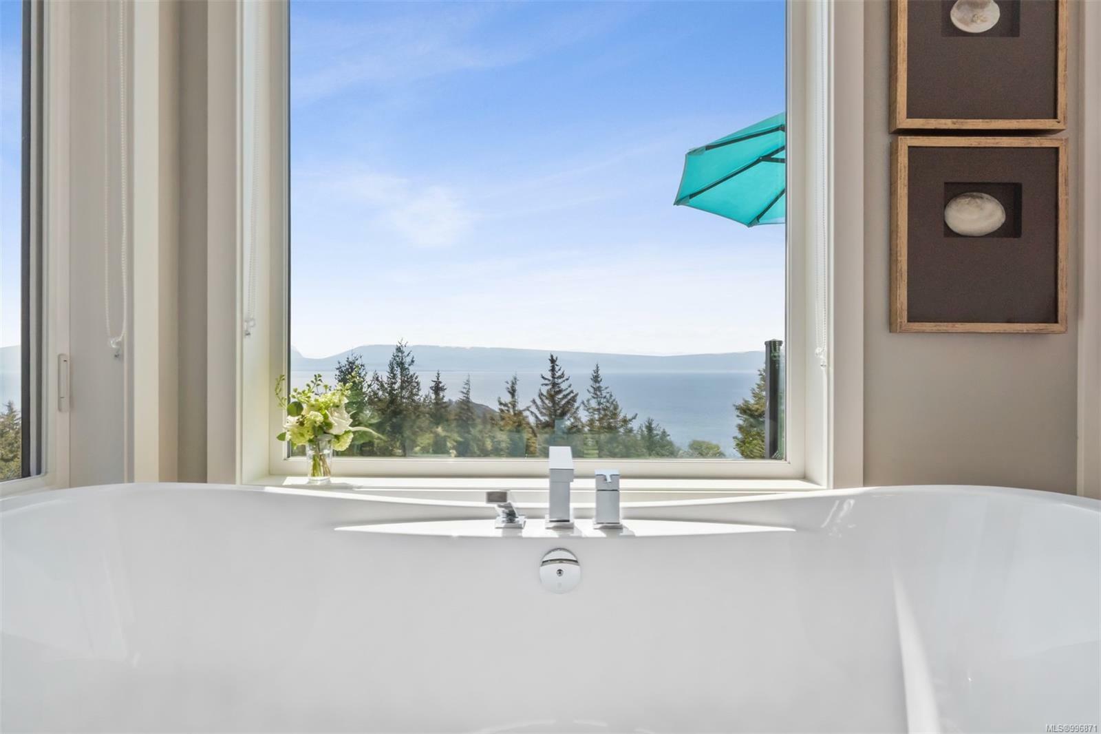 SOOKE, British Columbia, V9Z 1L8, CA, 5 Bedrooms Bedrooms, ,Residential,For Sale,1876018