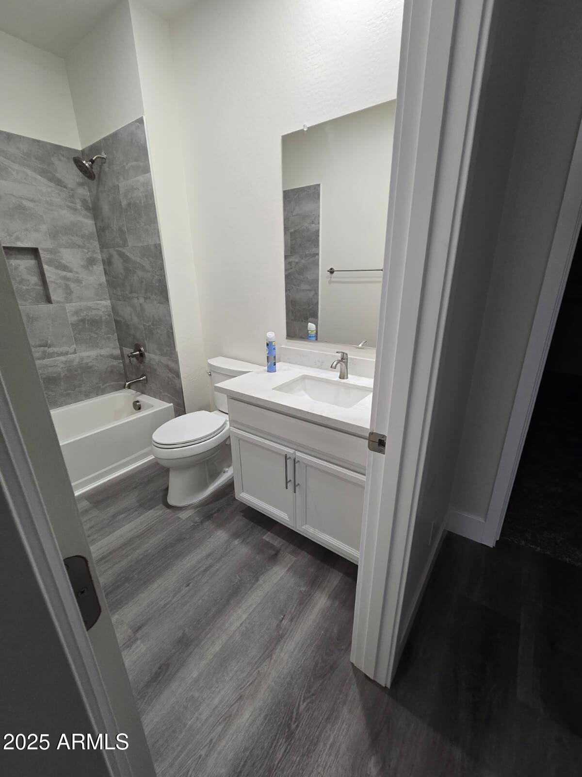 Glendale, Arizona, 85307, United States, 4 Bedrooms Bedrooms, ,3 BathroomsBathrooms,Residential,For Sale,2003345