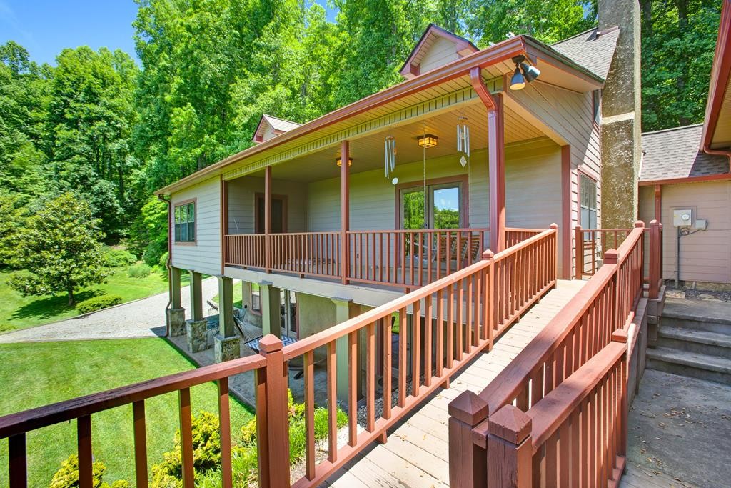 2899 Gribble Edwards Road, Hayesville, North Carolina, 28904, United States, 4 Bedrooms Bedrooms, ,5 BathroomsBathrooms,Residential,For Sale,2899 Gribble Edwards Road,1478063