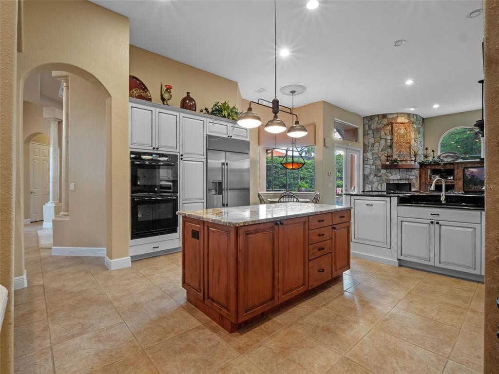 Orlando, Florida, 32836, United States, 4 Bedrooms Bedrooms, ,4 BathroomsBathrooms,Residential,For Sale,1901354