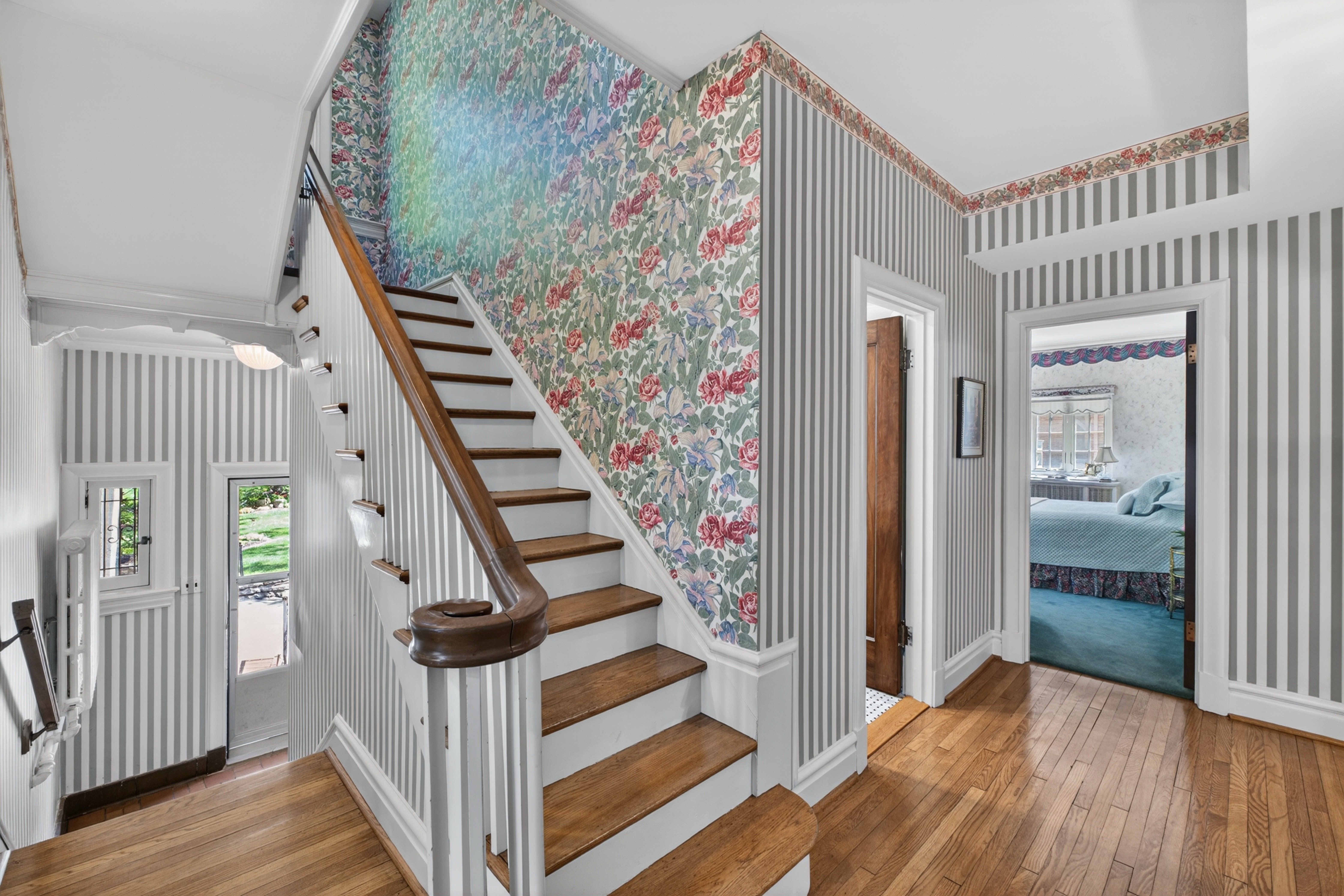  A once-in-a-lifetime opportunity in Webster Groves - 物件實景