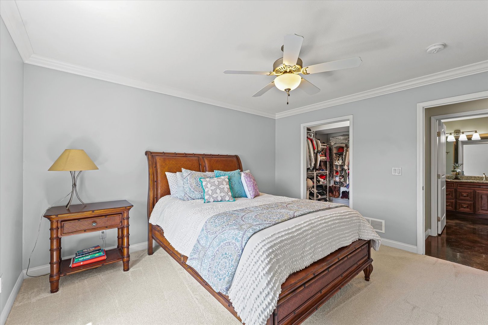 Sidney, Illinois, 61877, United States, 3 Bedrooms Bedrooms, ,2 BathroomsBathrooms,Residential,For Sale,1913394