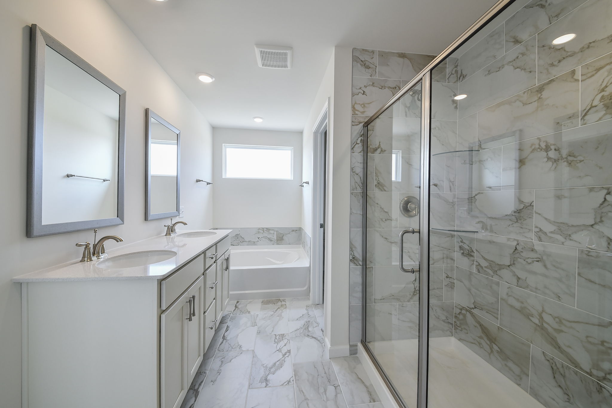  An Enclave of Only 65 New Construction Homes in the Heart of Naperville - 物件實景