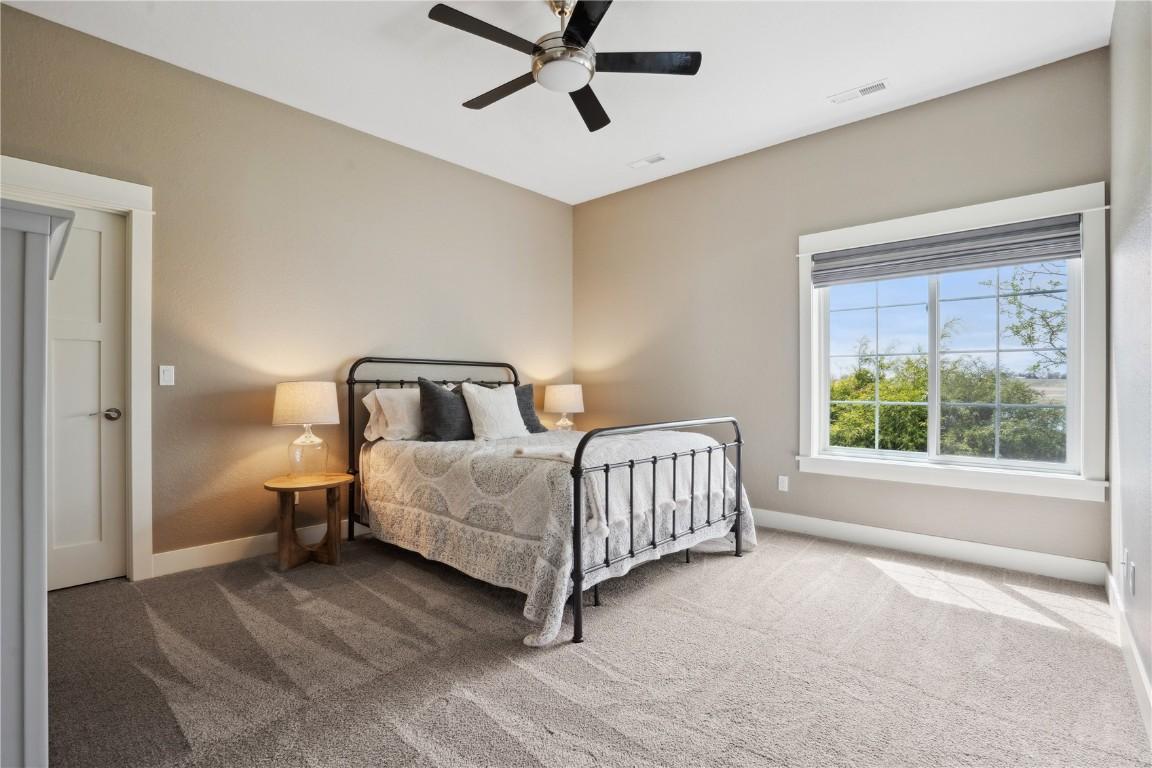 Vinton, Iowa, 52349, United States, 5 Bedrooms Bedrooms, ,6 BathroomsBathrooms,Residential,For Sale,1980405