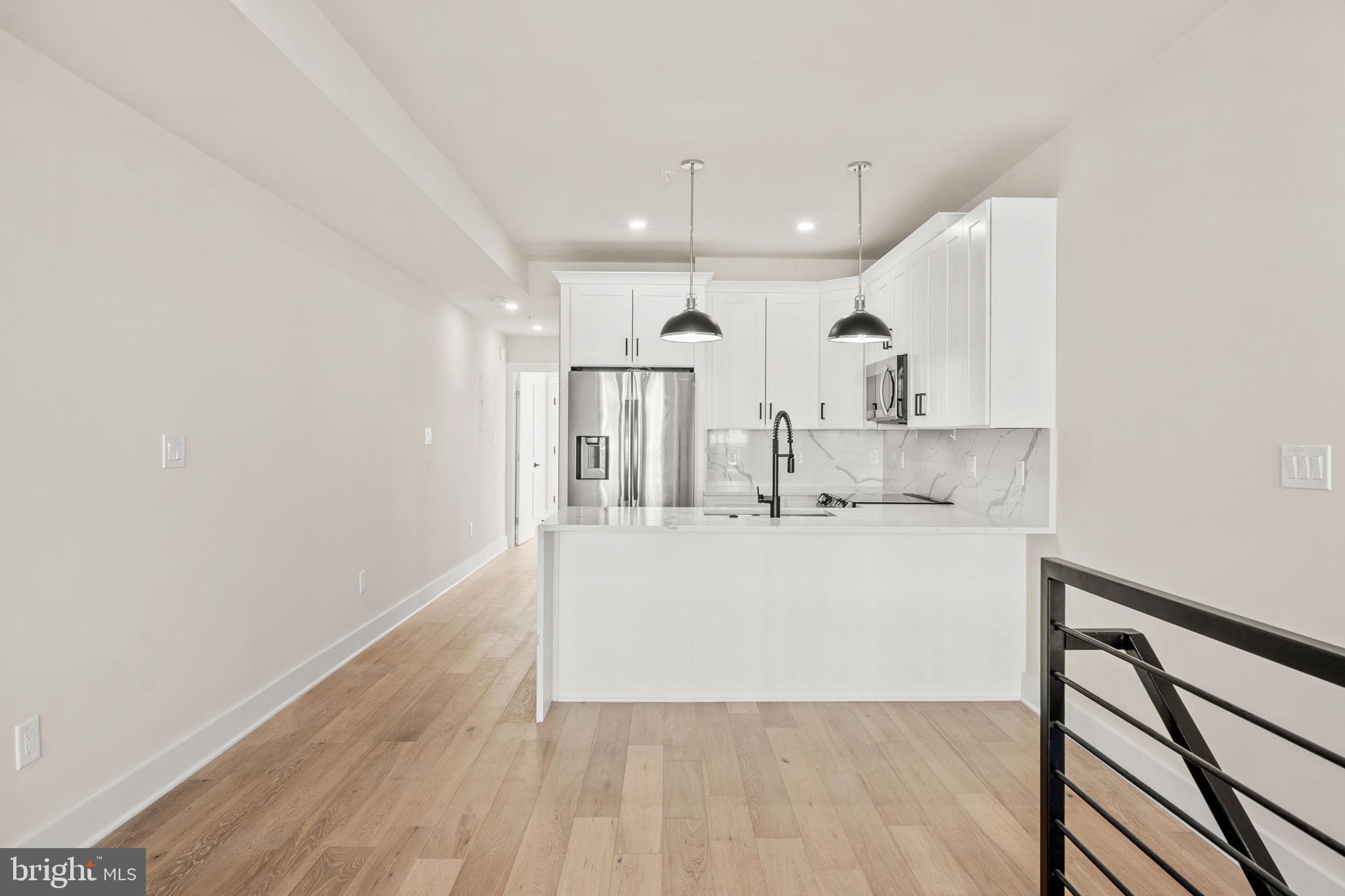 Washington, District of Columbia, 20002, United States, 3 Bedrooms Bedrooms, ,3 BathroomsBathrooms,Residential,For Sale,1928726