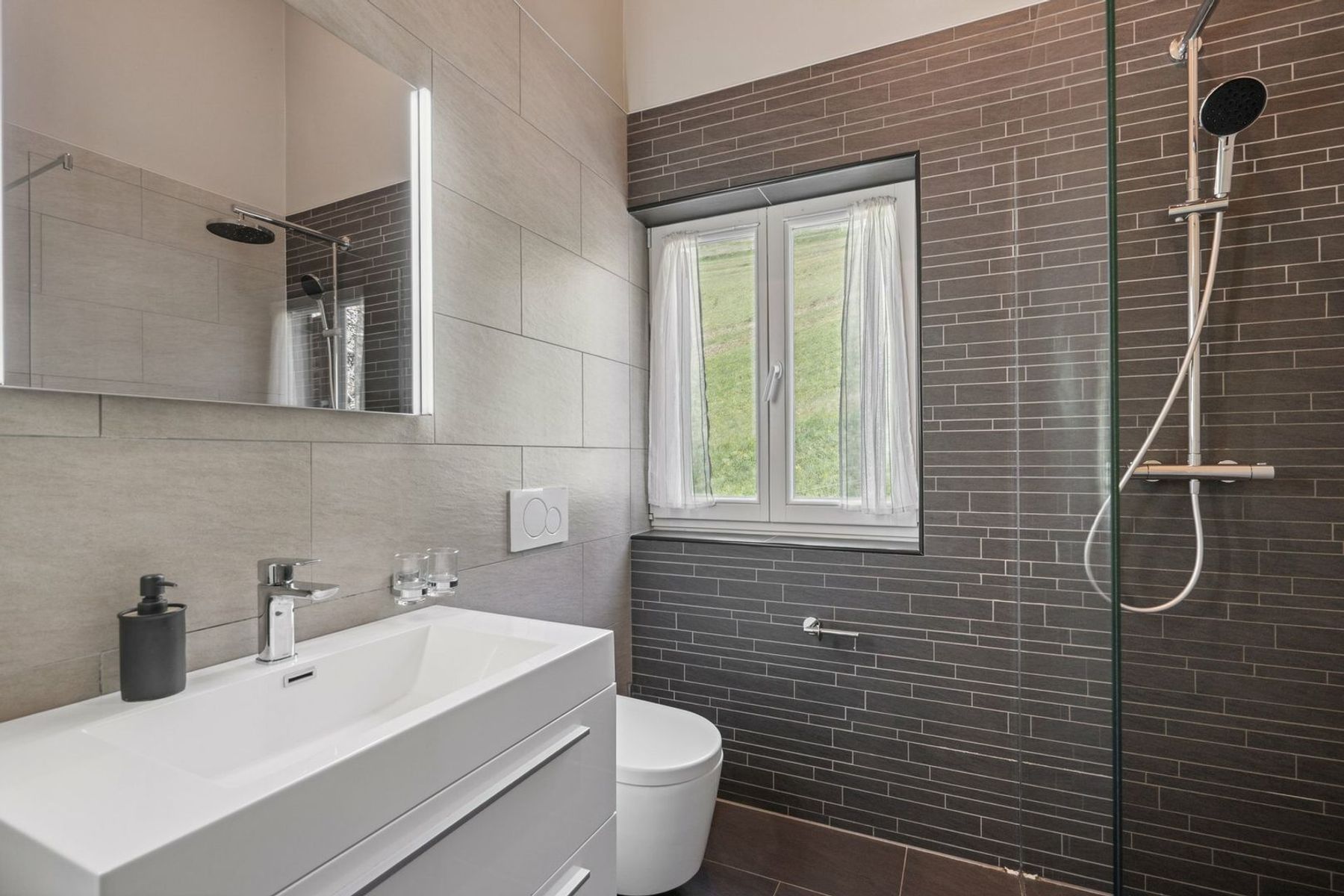 Modern 4-bedroom chalet between Ollon and Villars - 物件實景