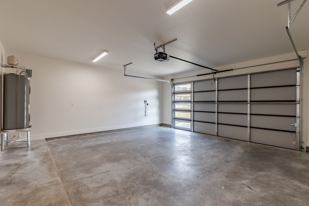 Kerrville, Texas, 78028, United States, 4 Bedrooms Bedrooms, ,3 BathroomsBathrooms,Residential,For Sale,2008788