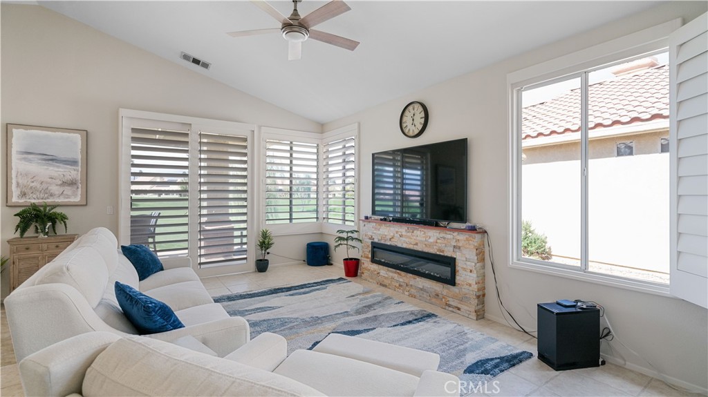 Palm Desert, California, 92211, United States, 3 Bedrooms Bedrooms, ,2 BathroomsBathrooms,Residential,For Sale,1974394