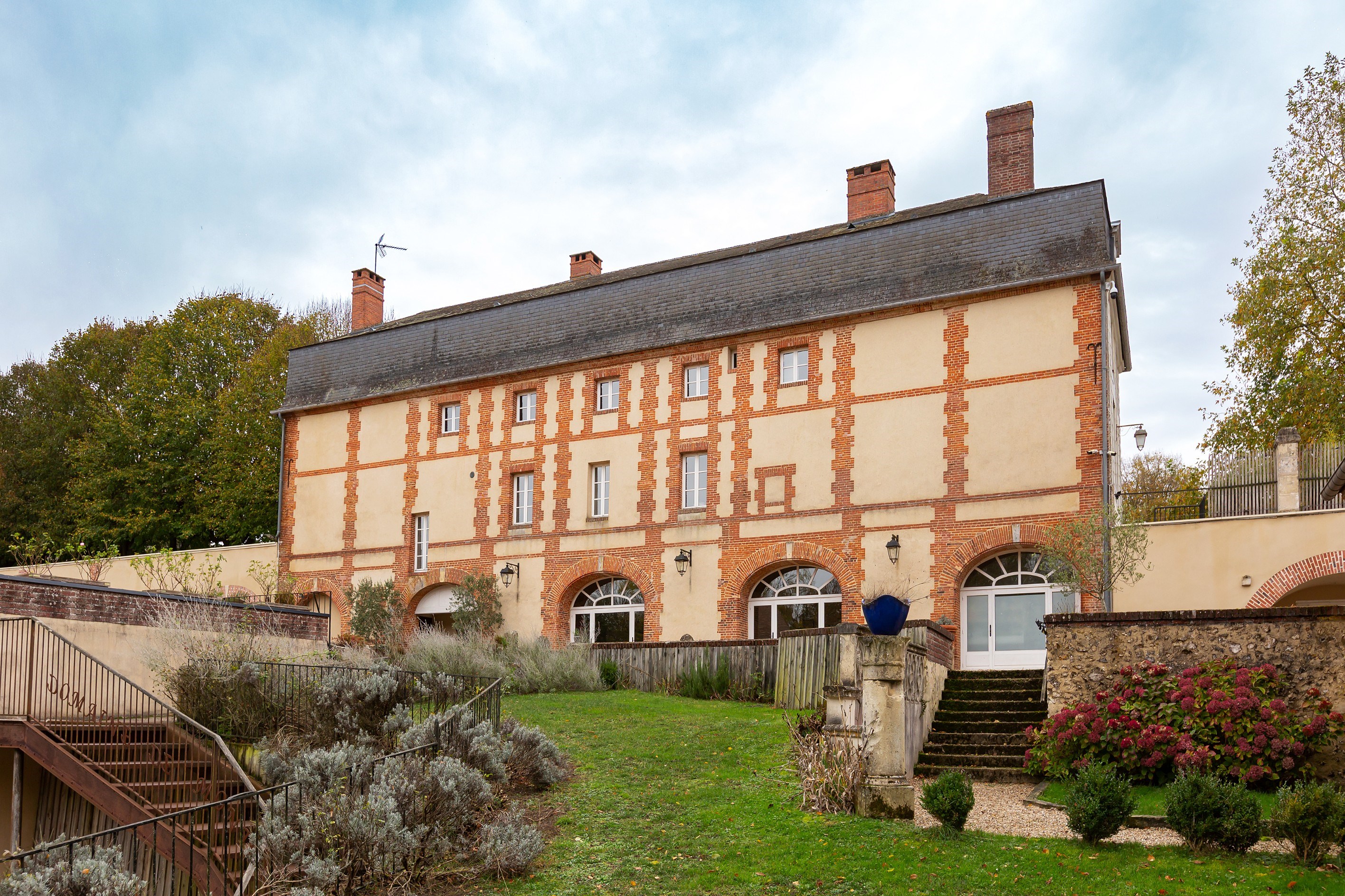  An Exceptional Estate Just 50 Minutes from Paris - 物件實景