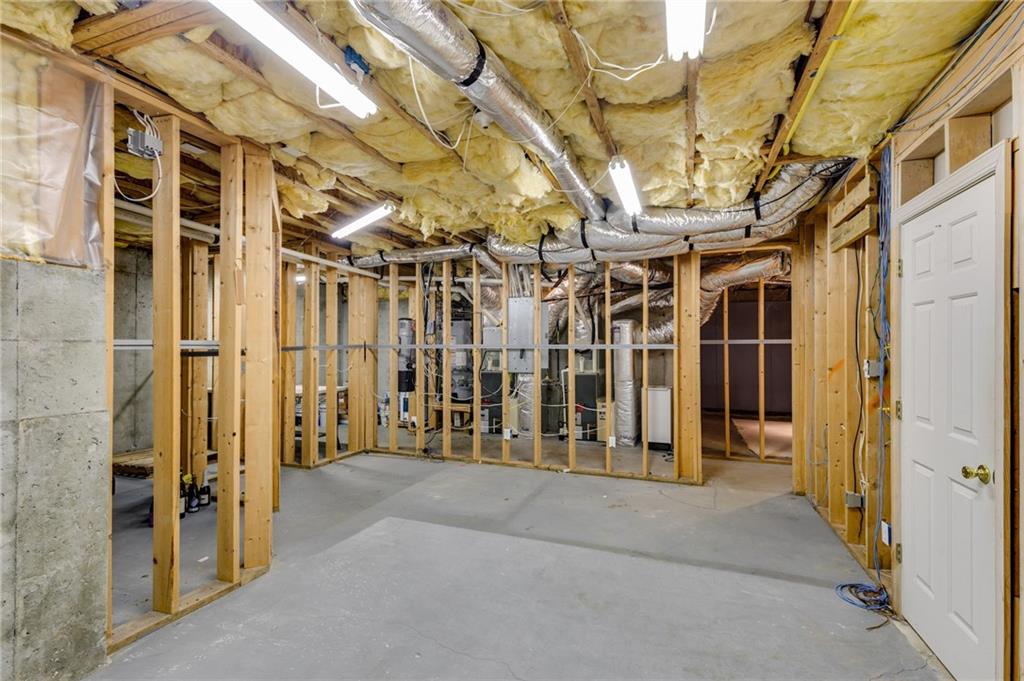 Atlanta, Georgia, 30350, United States, 6 Bedrooms Bedrooms, ,5 BathroomsBathrooms,Residential,For Sale,1900551