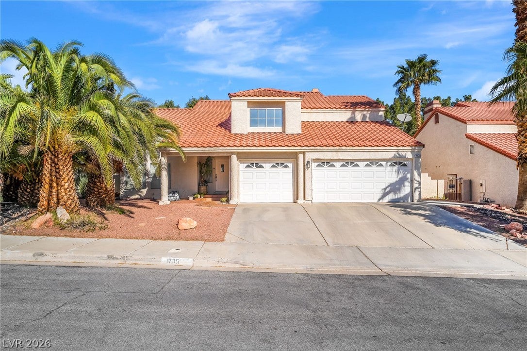 Henderson, Nevada, 89014, United States, 4 Bedrooms Bedrooms, ,3 BathroomsBathrooms,Residential,For Sale,2028376
